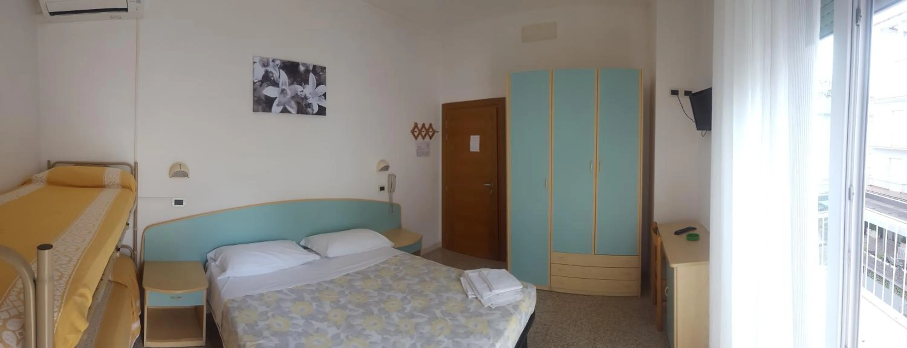 Photo of the whole room, Bed in Hotel Luana