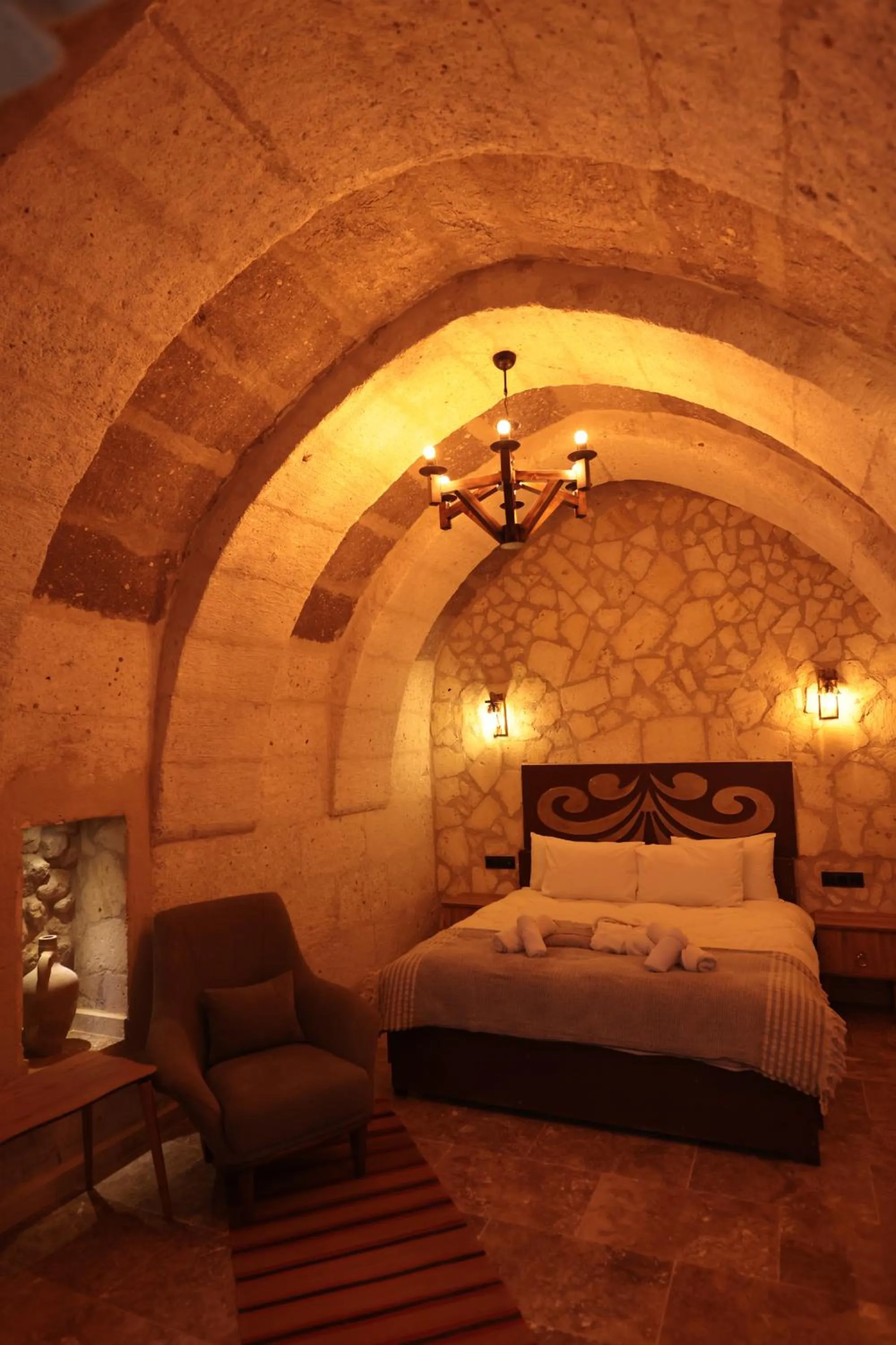 Bed in Stone Owl Otel & Restaurant