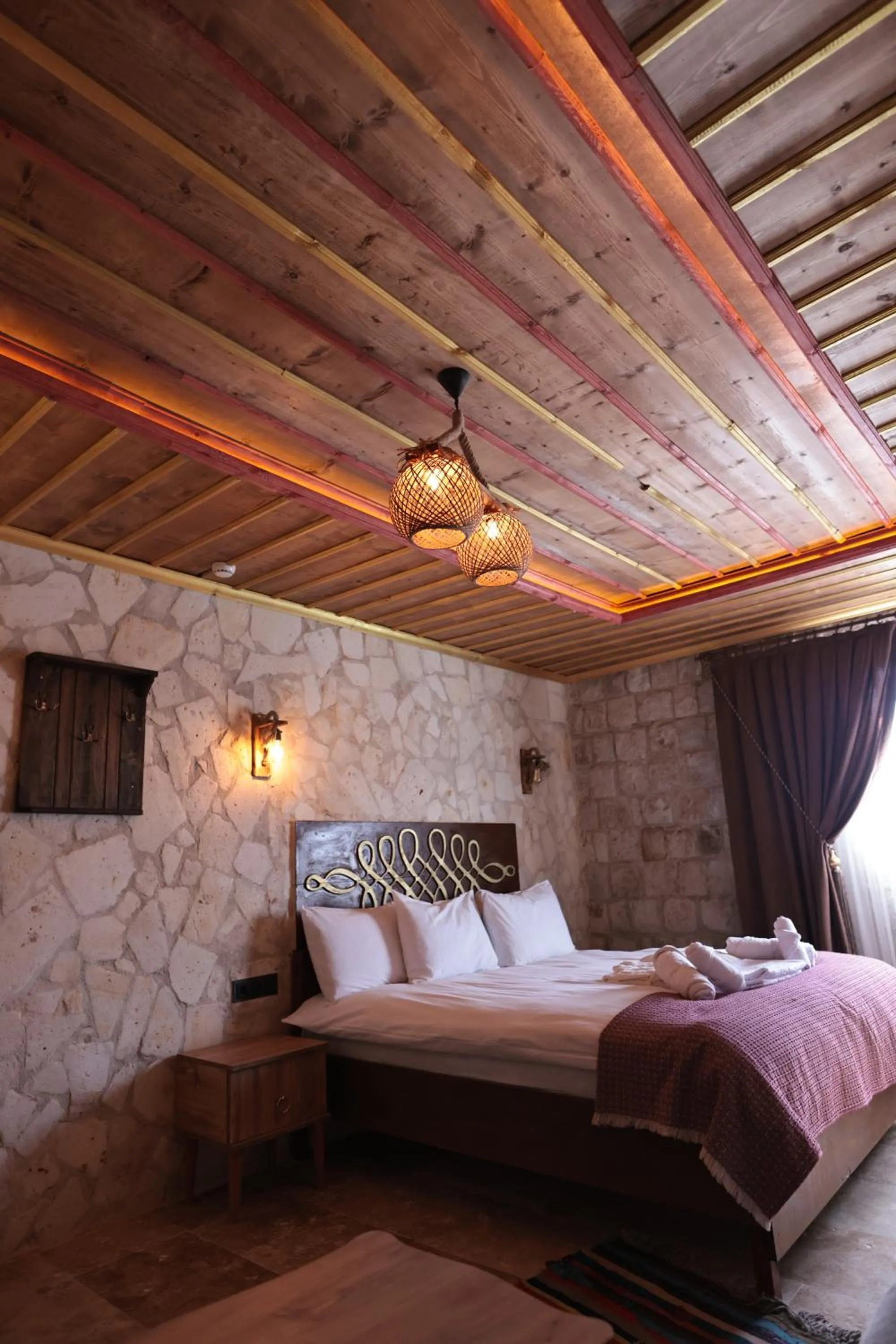 Bed in Stone Owl Otel & Restaurant