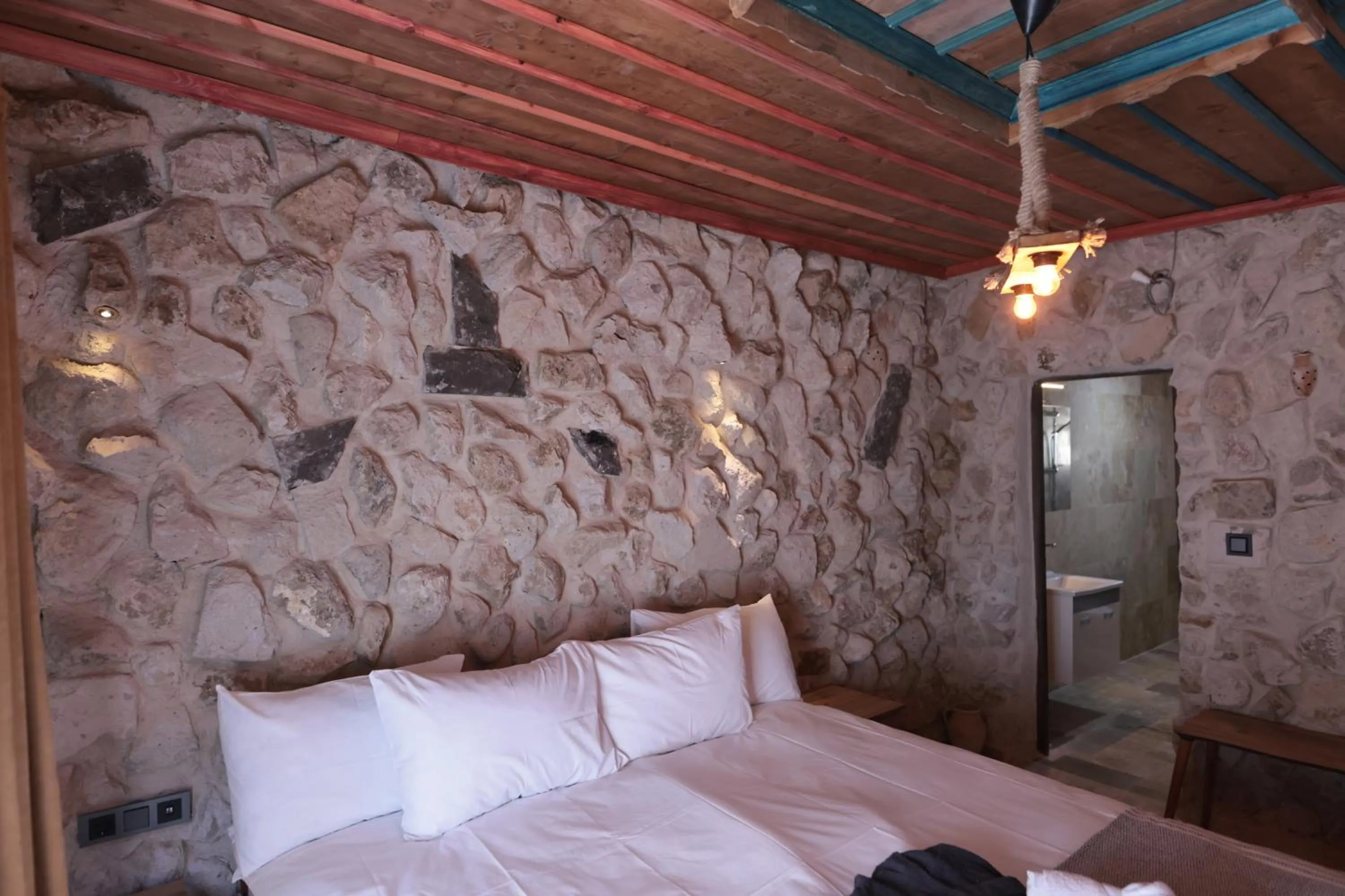 Bed in Stone Owl Otel & Restaurant