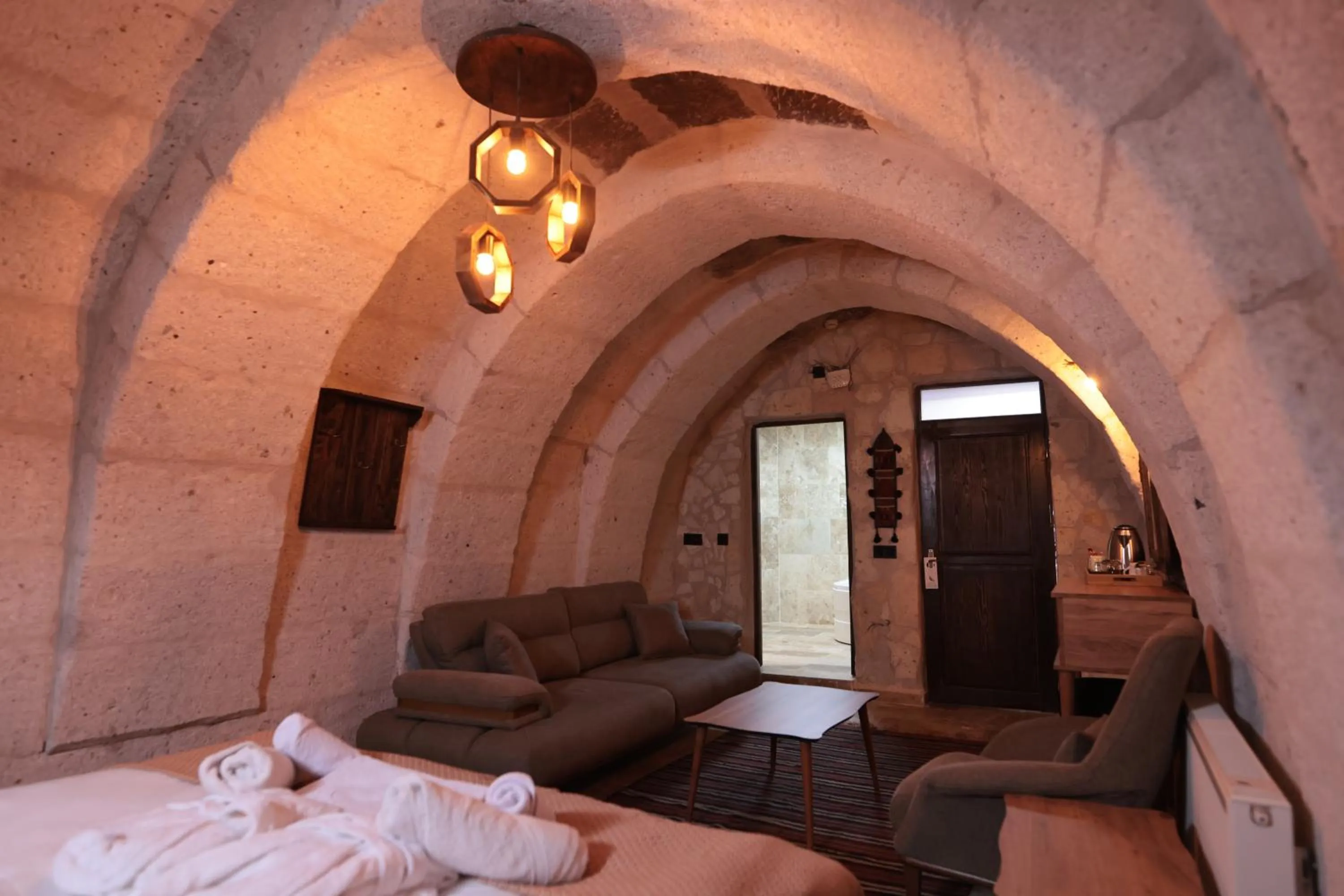 Stone Owl Otel & Restaurant