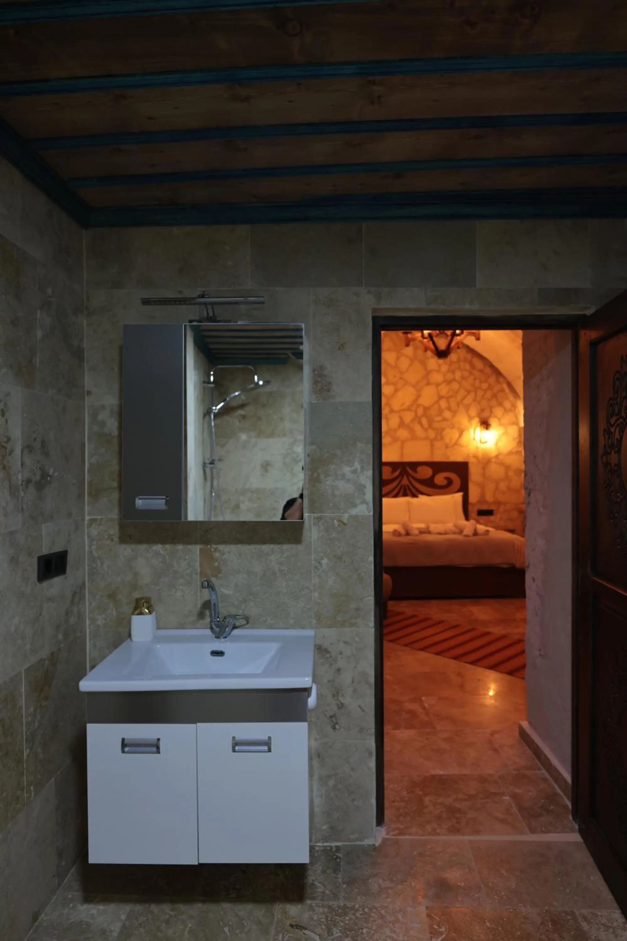 Stone Owl Otel & Restaurant