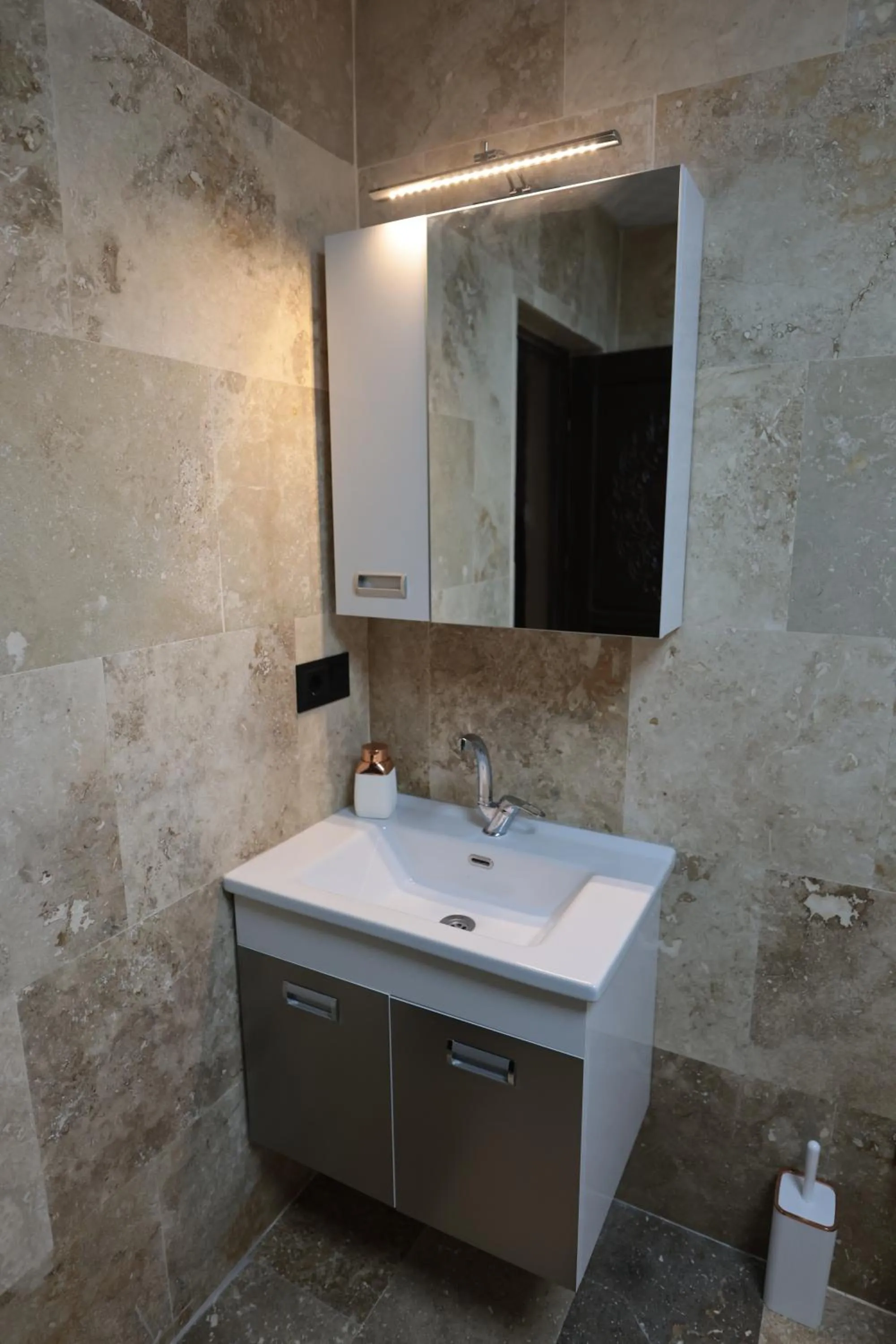 Stone Owl Otel & Restaurant