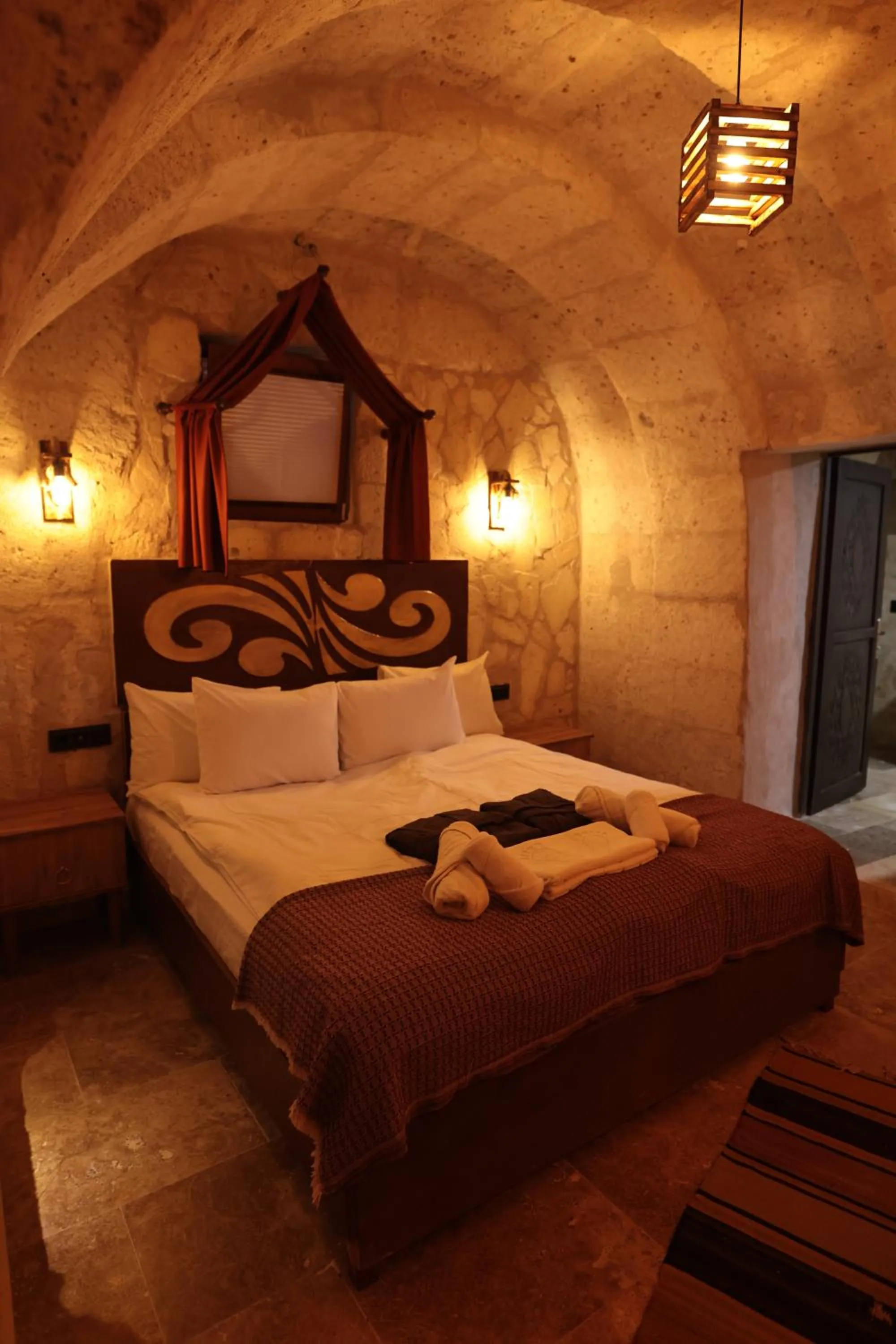 Bed in Stone Owl Otel & Restaurant