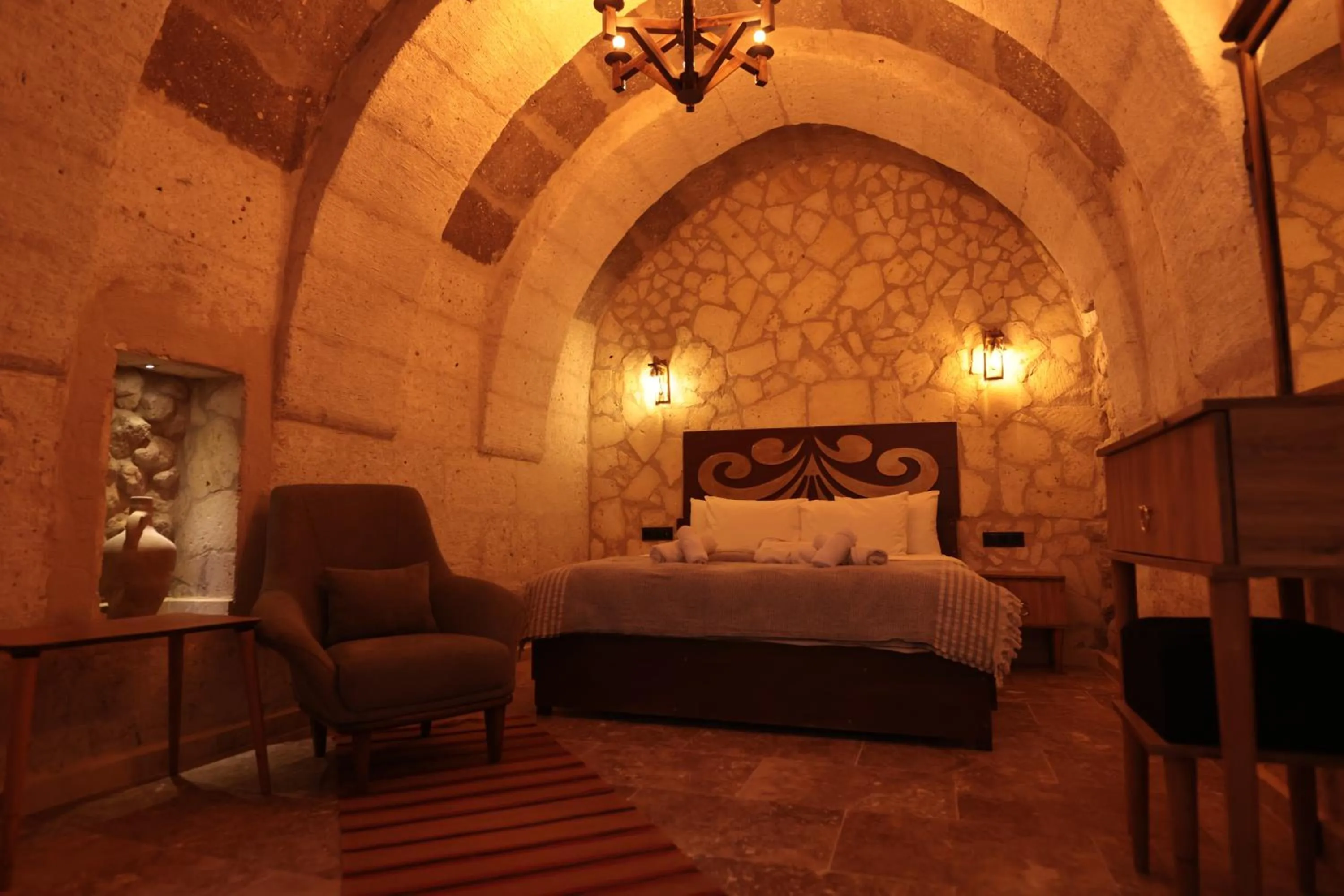 Bed in Stone Owl Otel & Restaurant