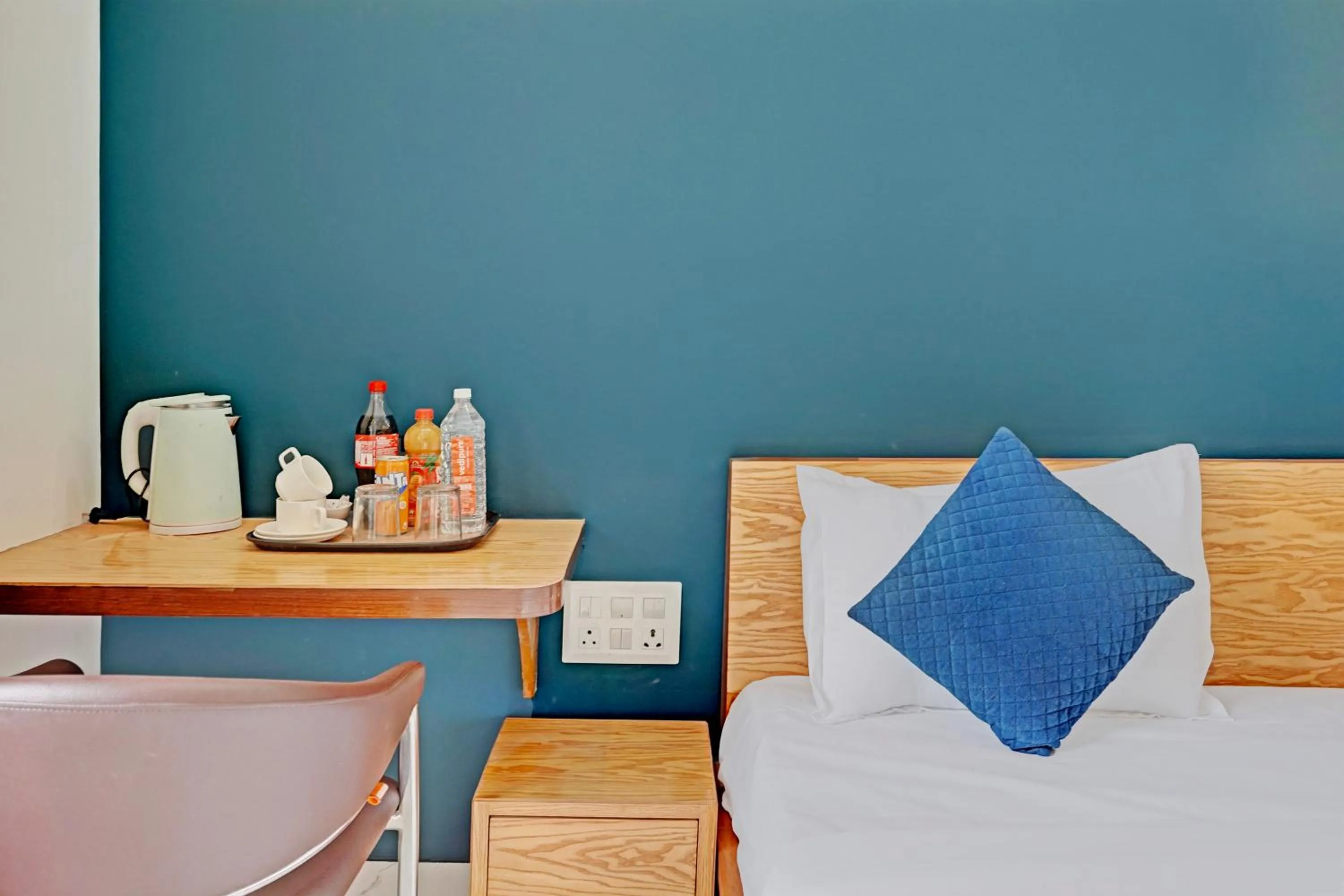 Bed in The Byke Express Medicity Near Medanta