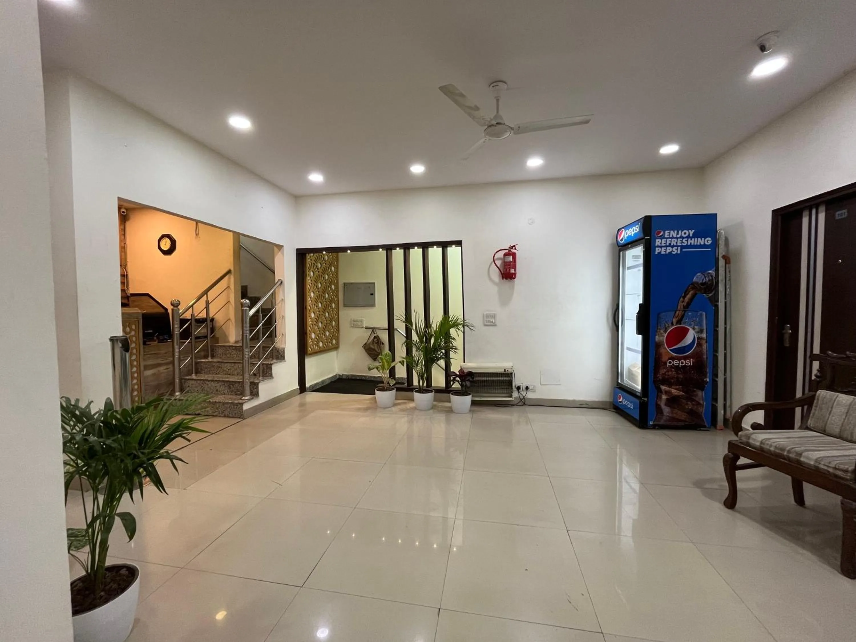 Lobby or reception in Hotel The Benz