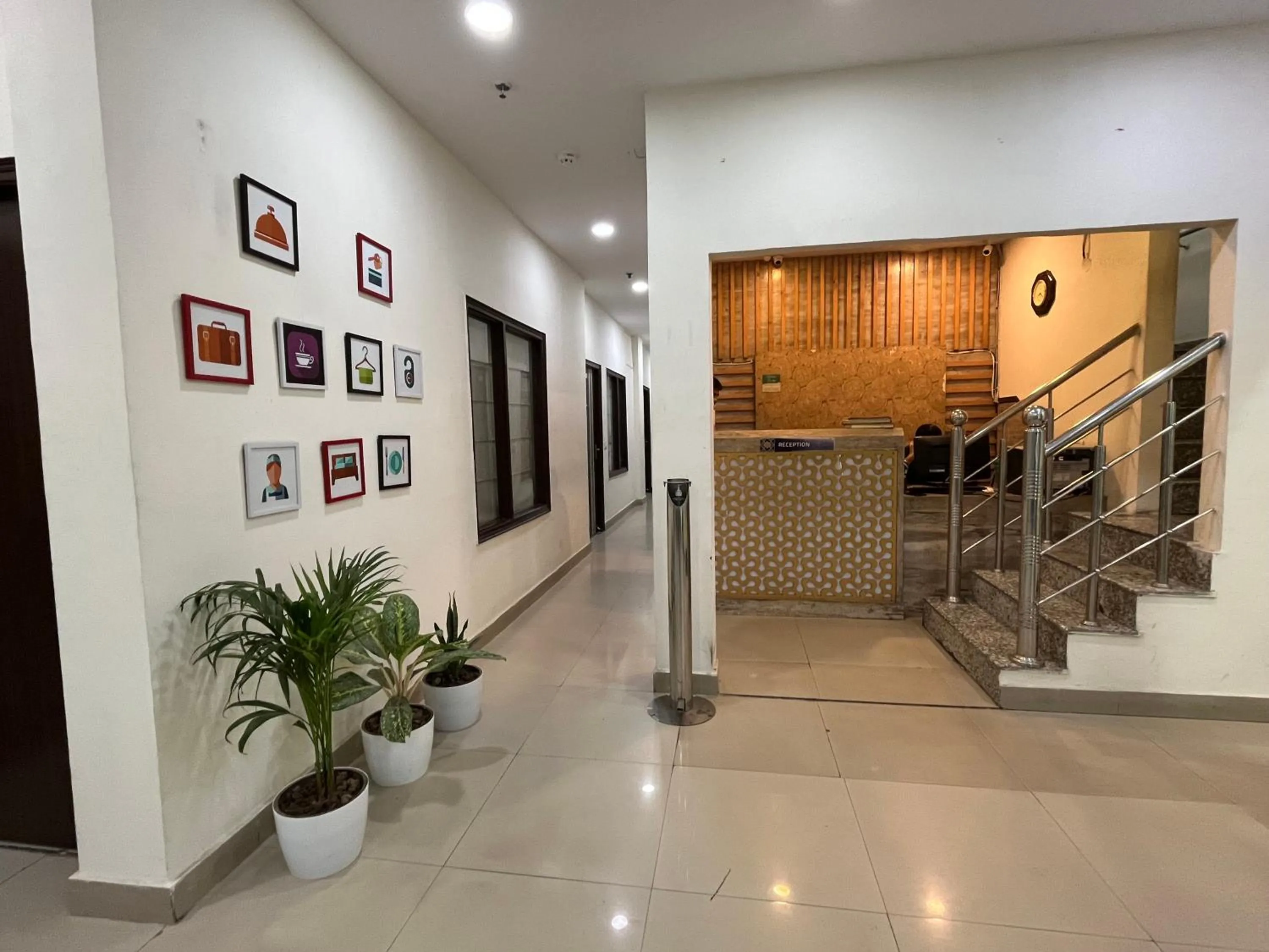 Lobby or reception in Hotel The Benz