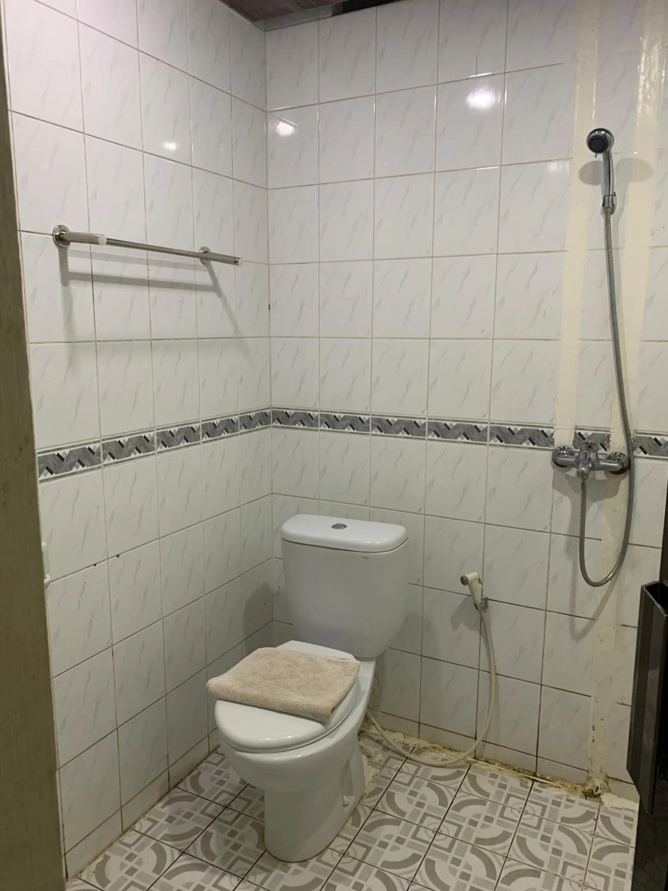 Royal Kencana Hotel powered by Cocotel