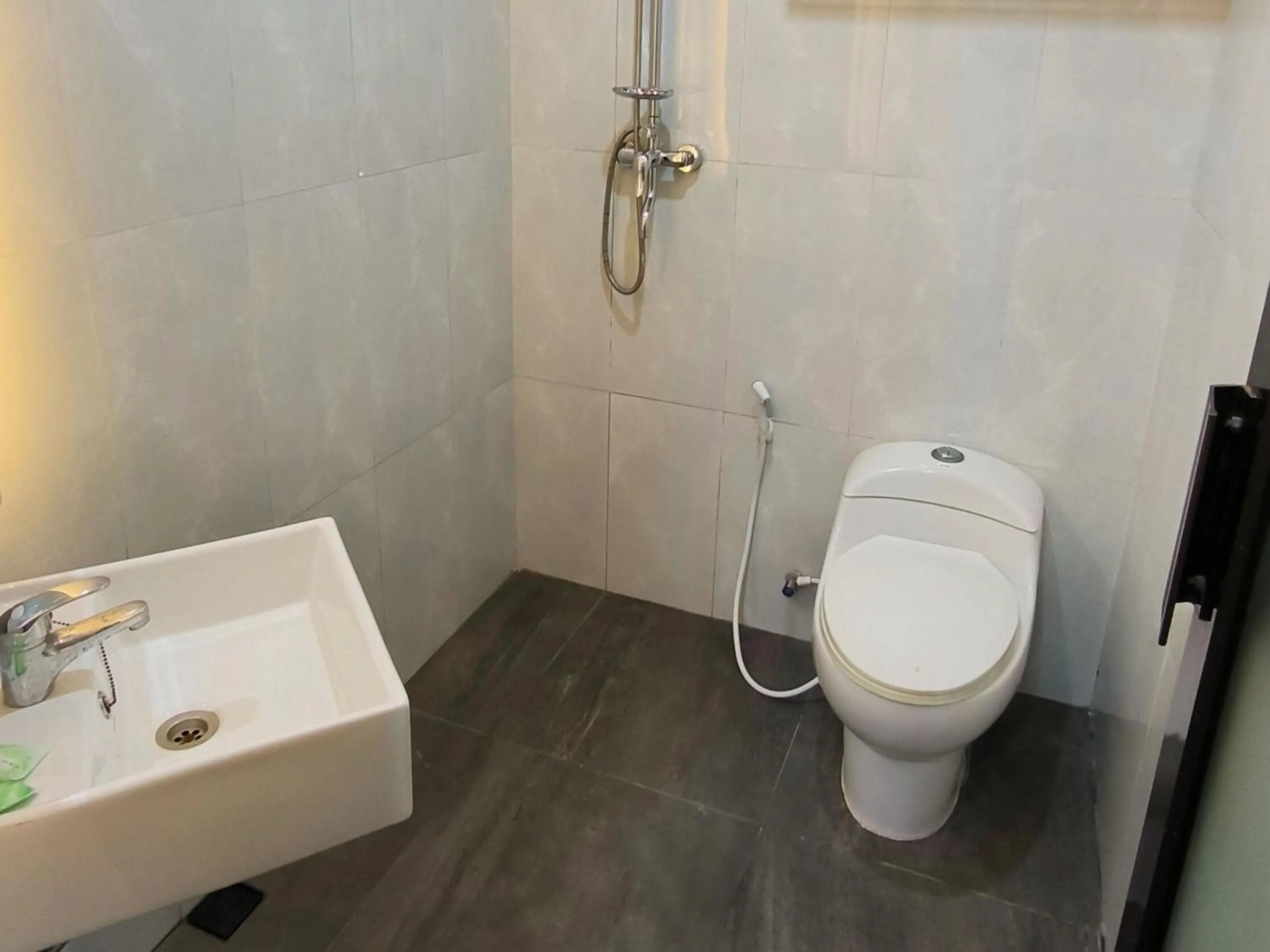 Royal Kencana Hotel powered by Cocotel