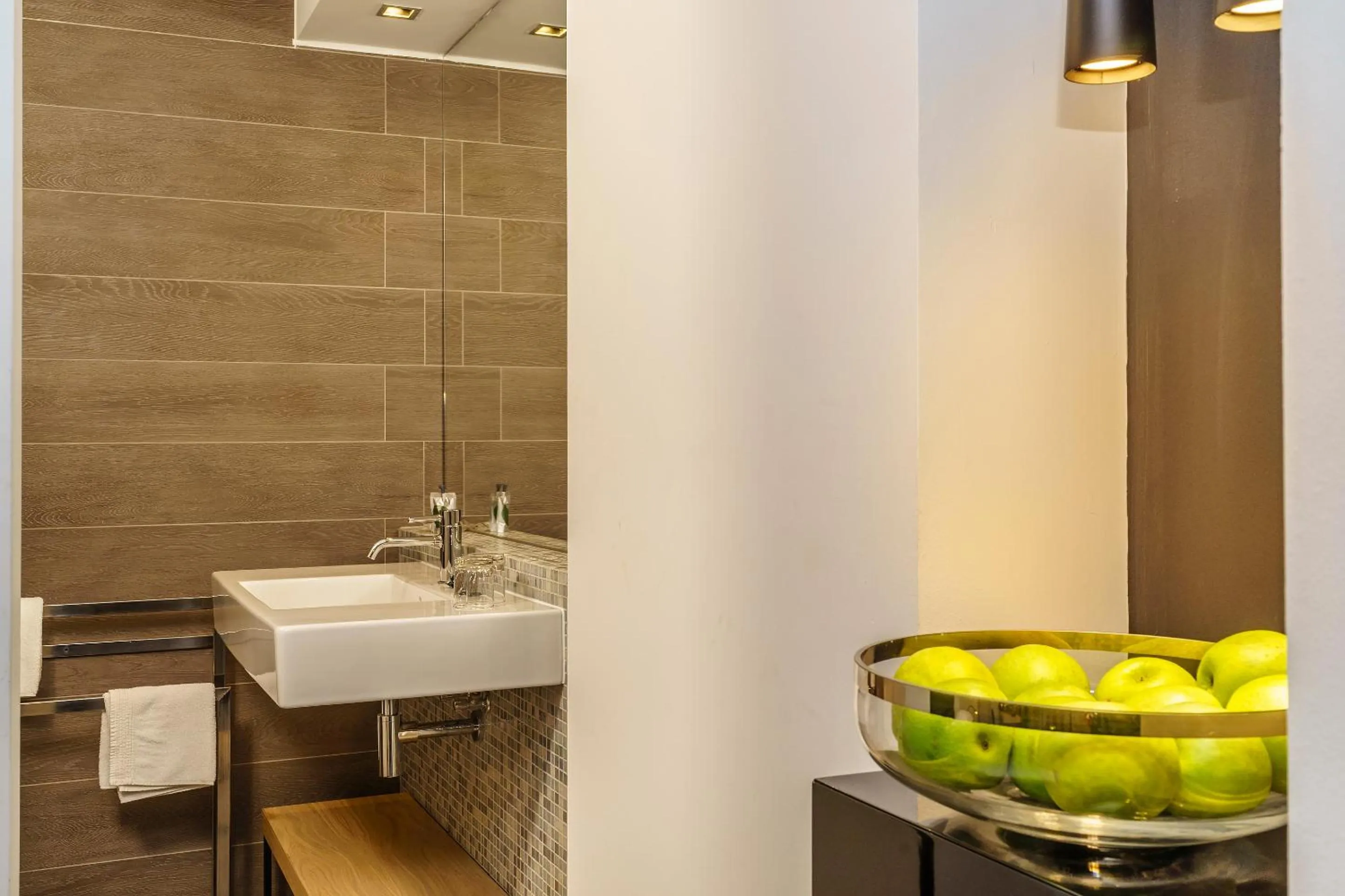 Bathroom in The View Luxury Rooms