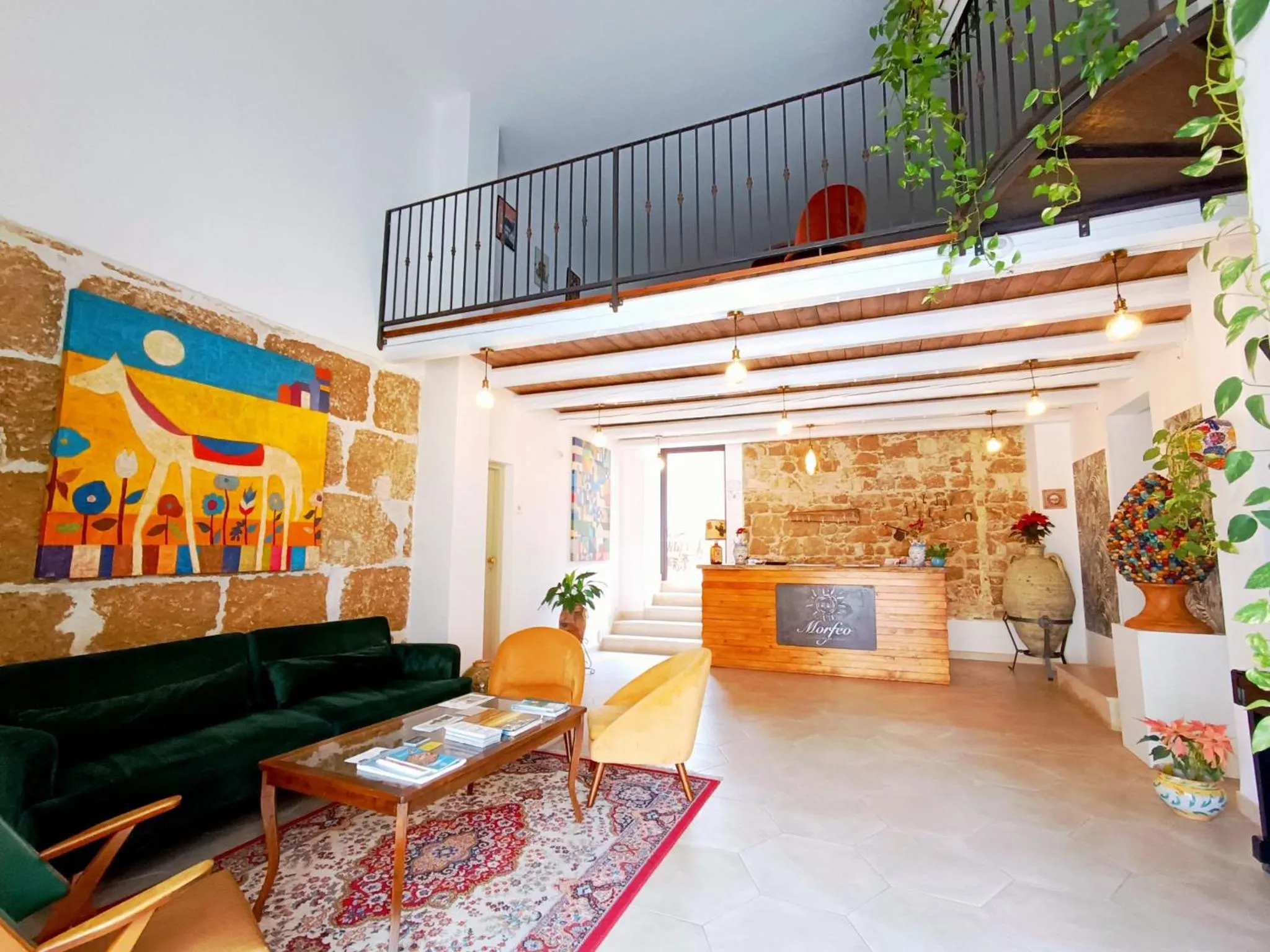 Lobby or reception in Morfeo Charming Rooms & Relax