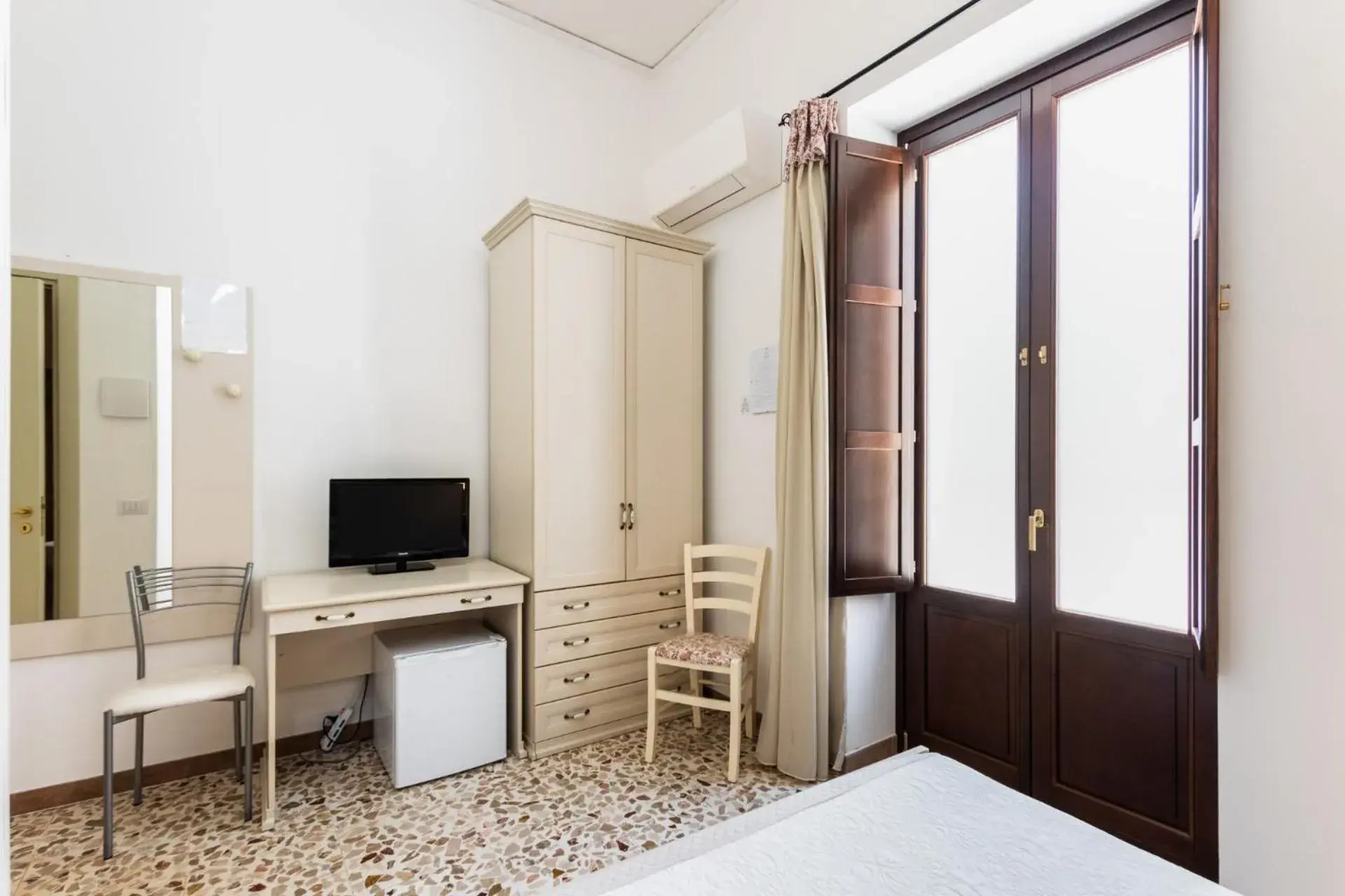 Double Room - single occupancy in Morfeo Charming Rooms & Relax Double Room - single occupancy in Morfeo Charming Rooms & Relax