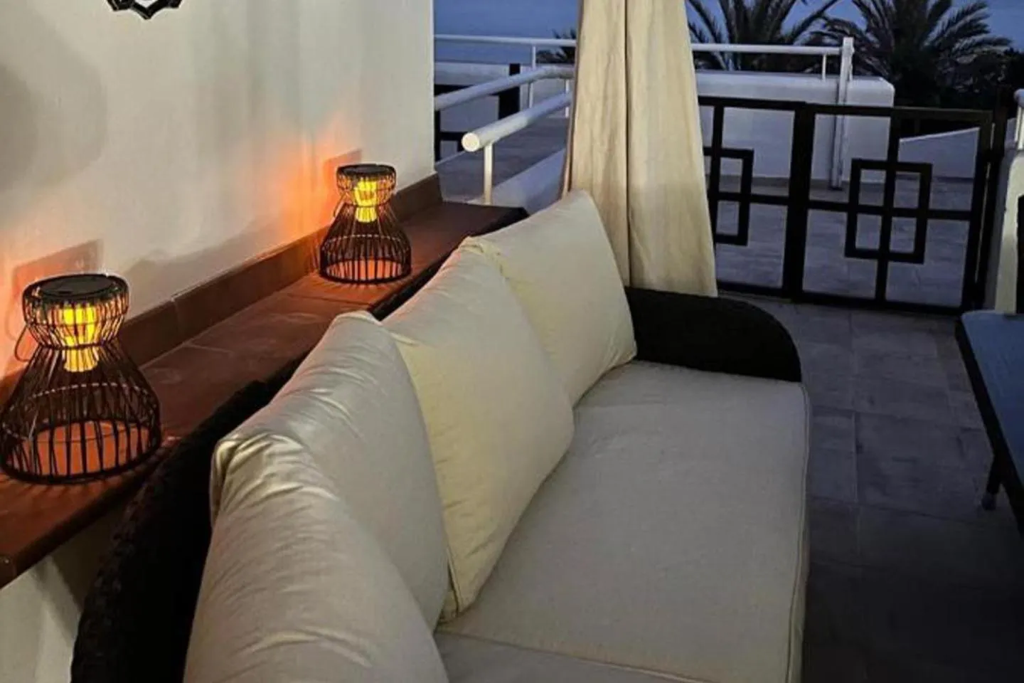 Spacious Stunning Views 2-Bed Apartment Estepona