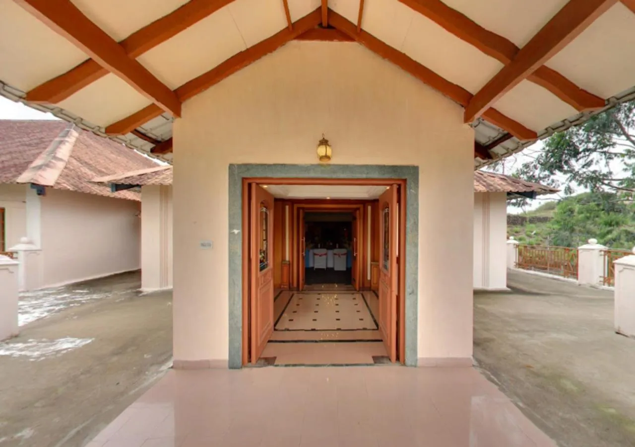 Day in KTDC Tea county