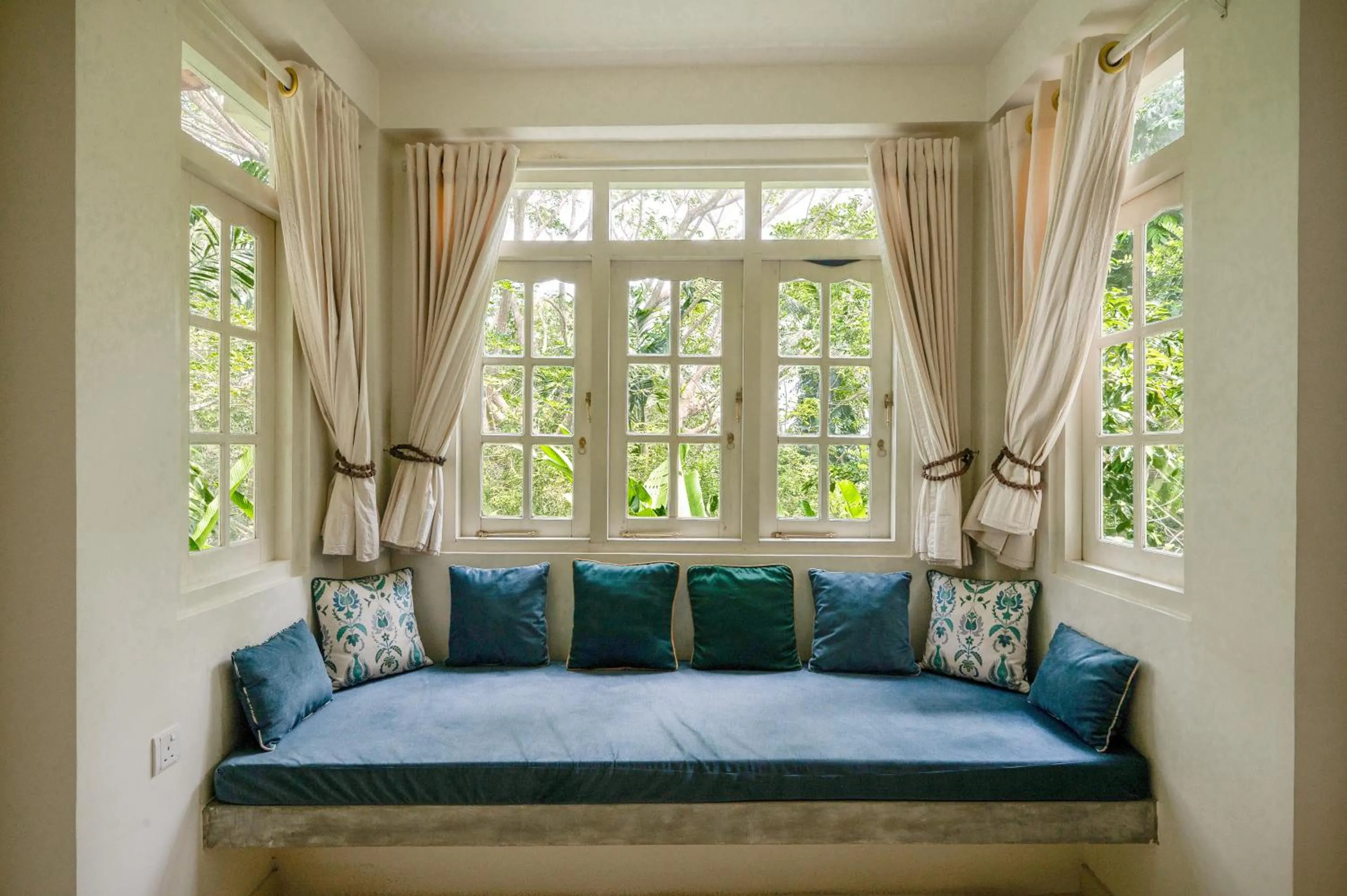 Bed in The Sun House