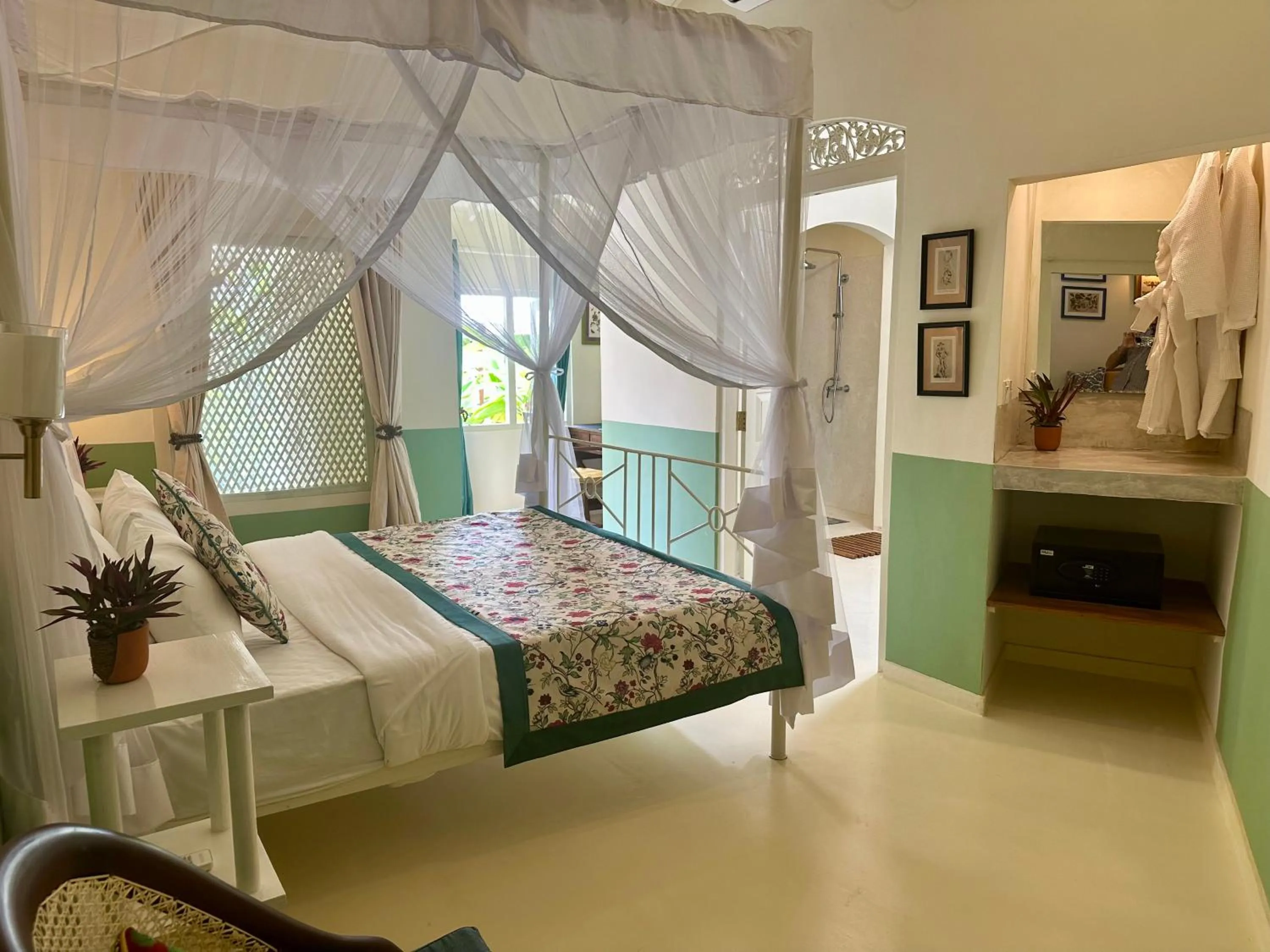 Photo of the whole room, Bed in The Sun House