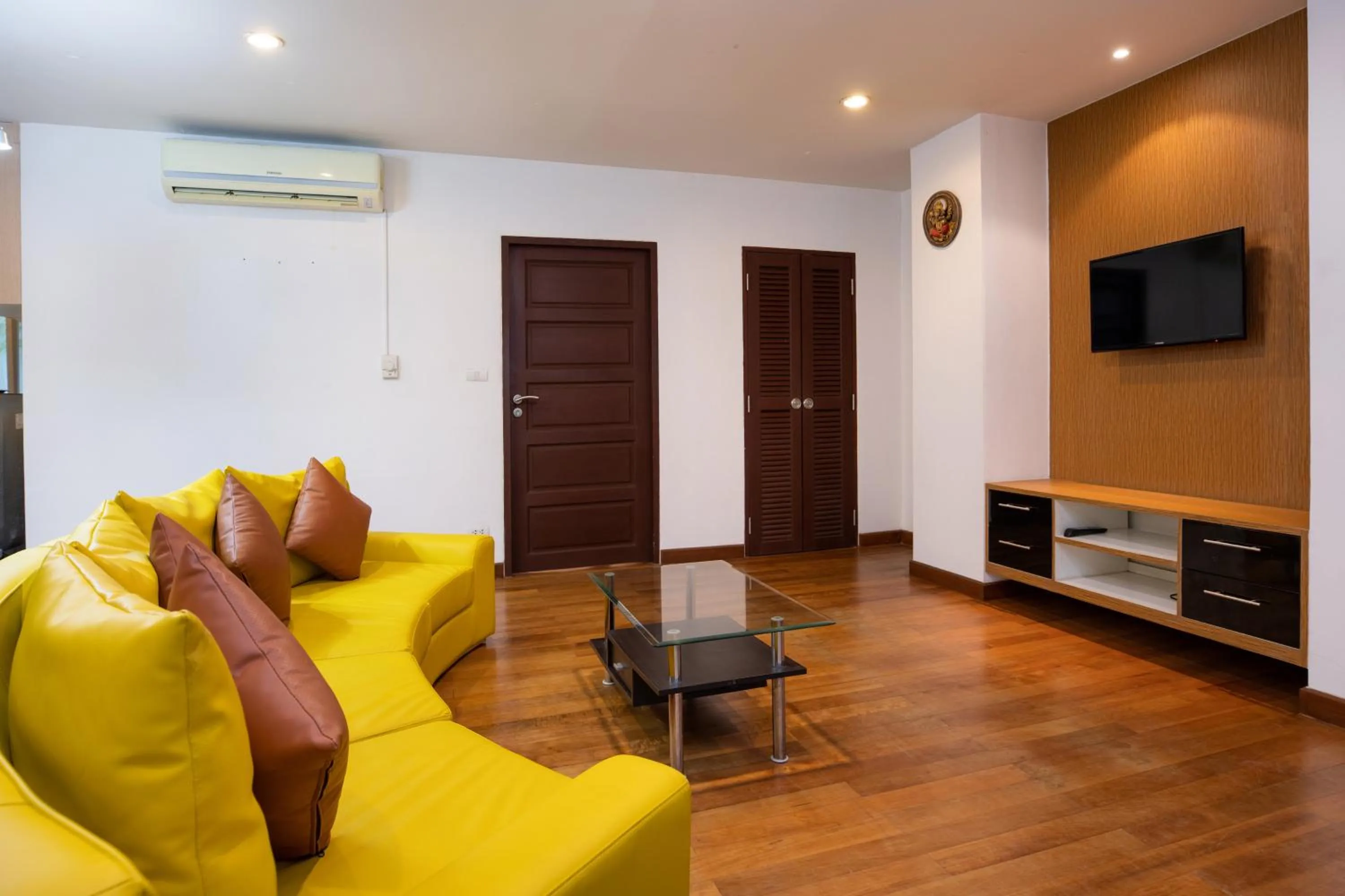 TV and multimedia in iCheck inn Residences Patong