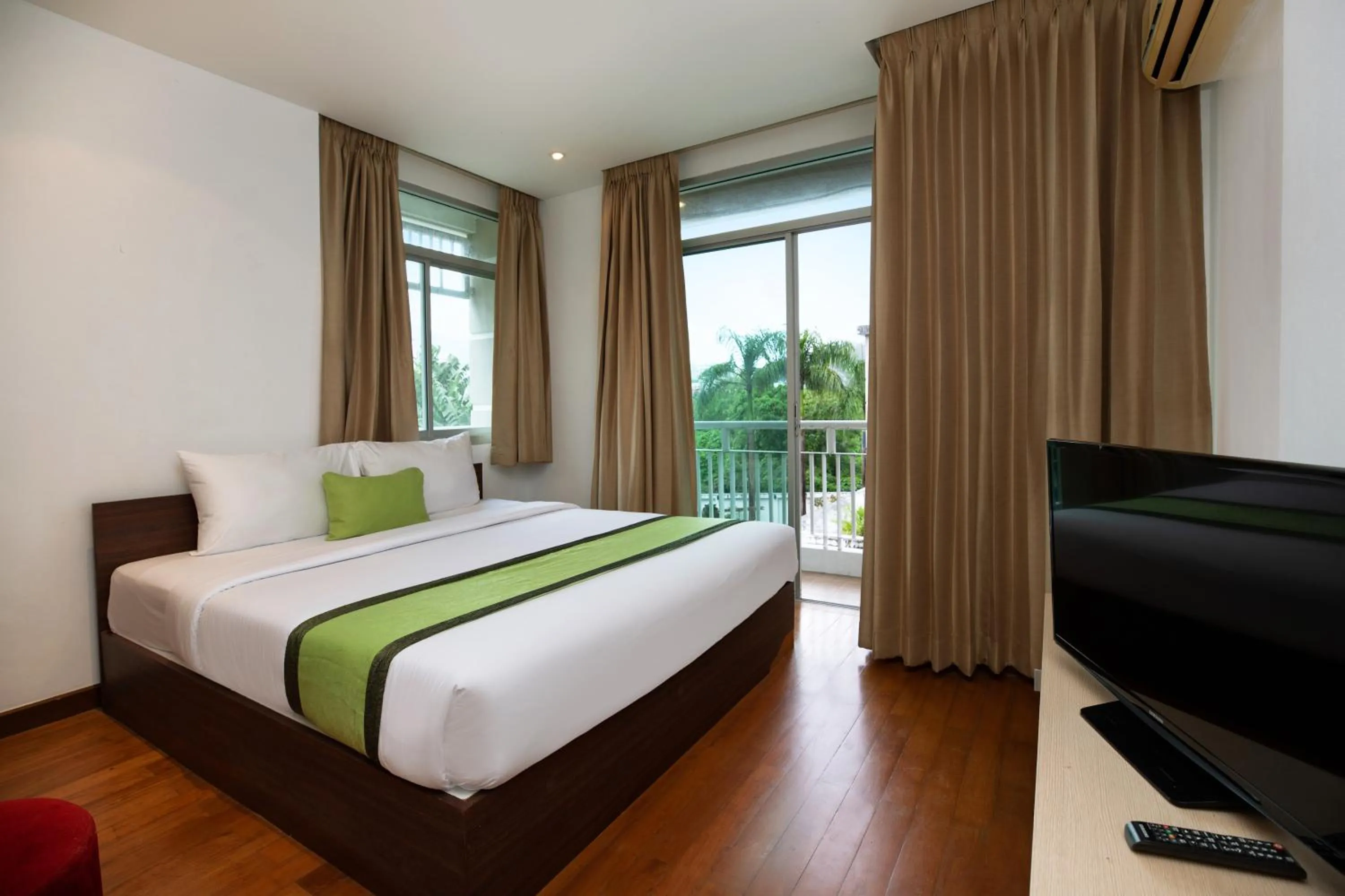 Bed in iCheck inn Residences Patong