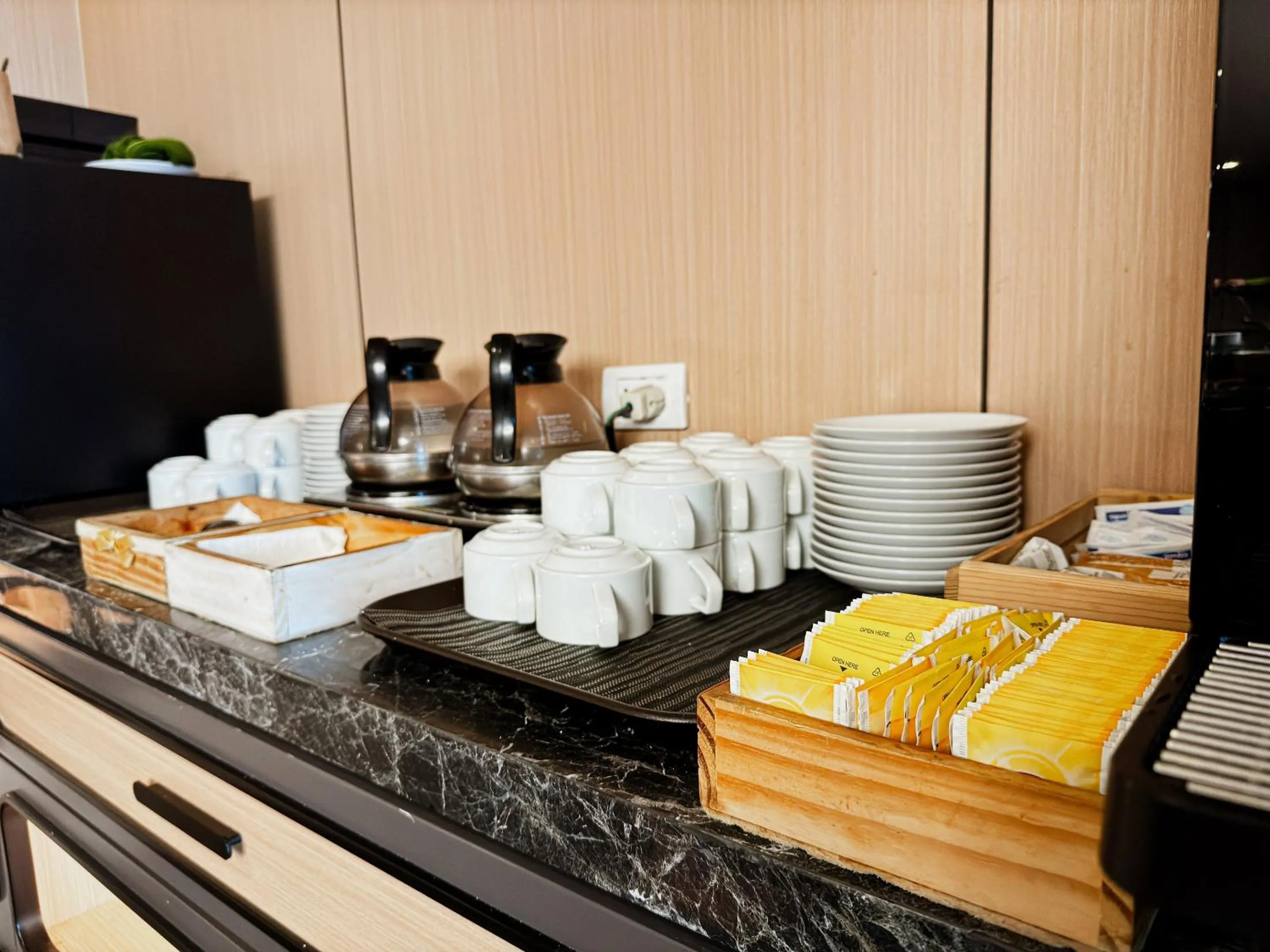 Coffee/tea facilities in iCheck inn Residences Patong