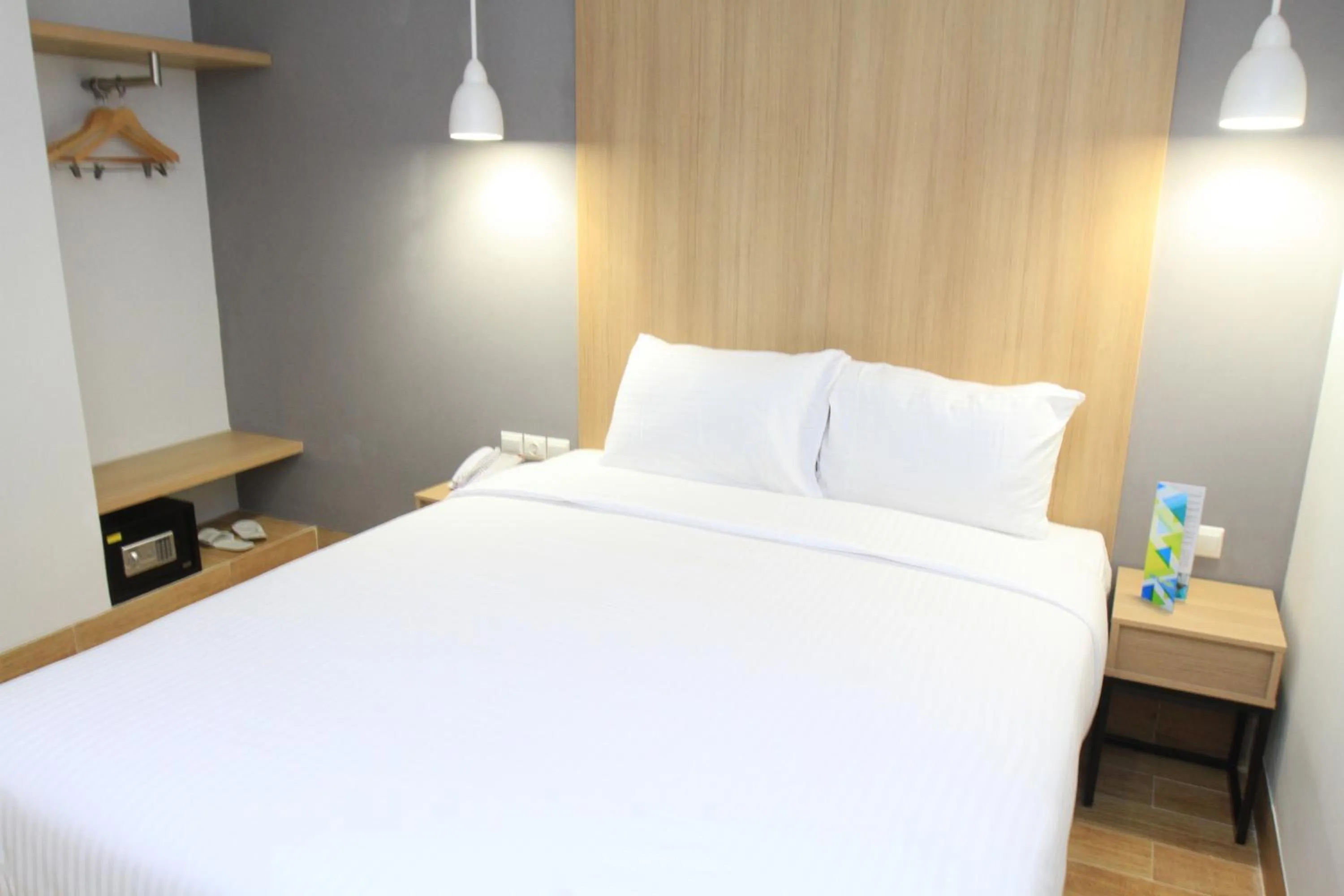 Bed in Hotel Citradream Semarang