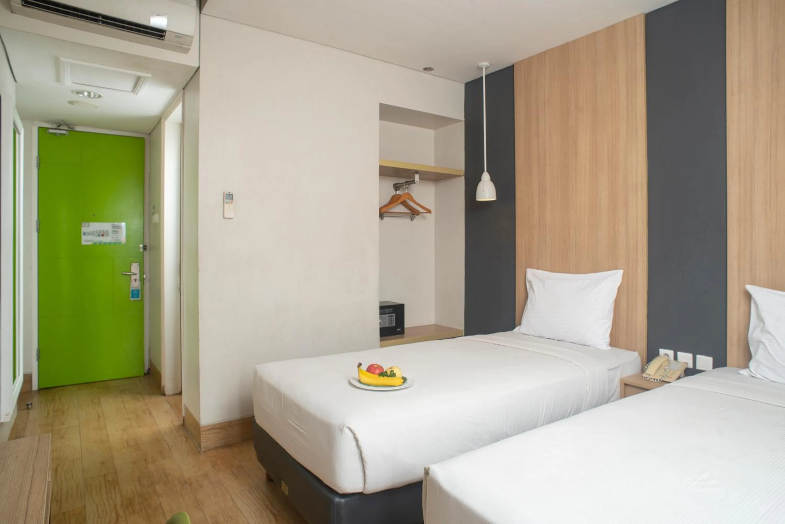 Bedroom, Bed in Hotel Citradream Semarang