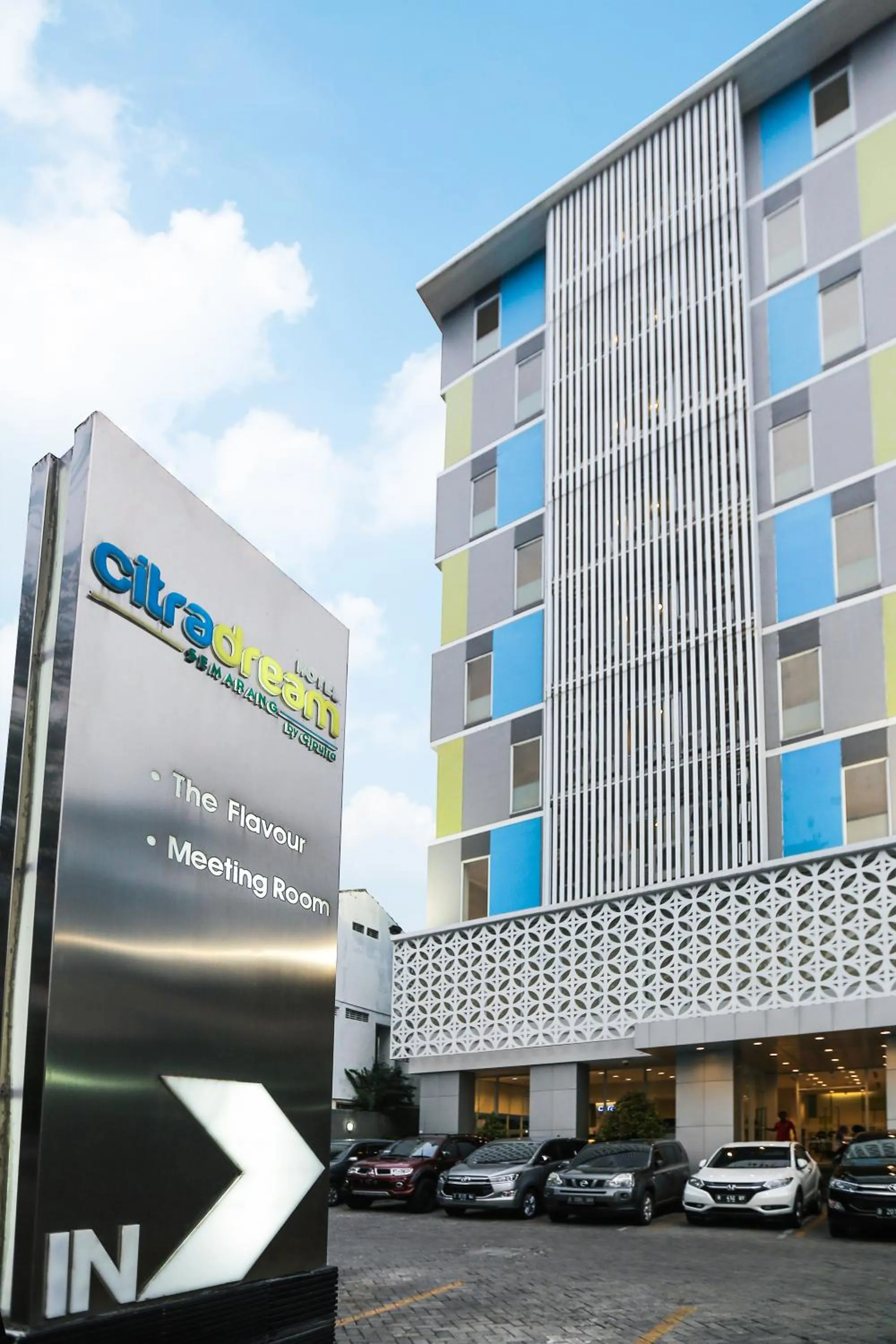 Property building in Hotel Citradream Semarang