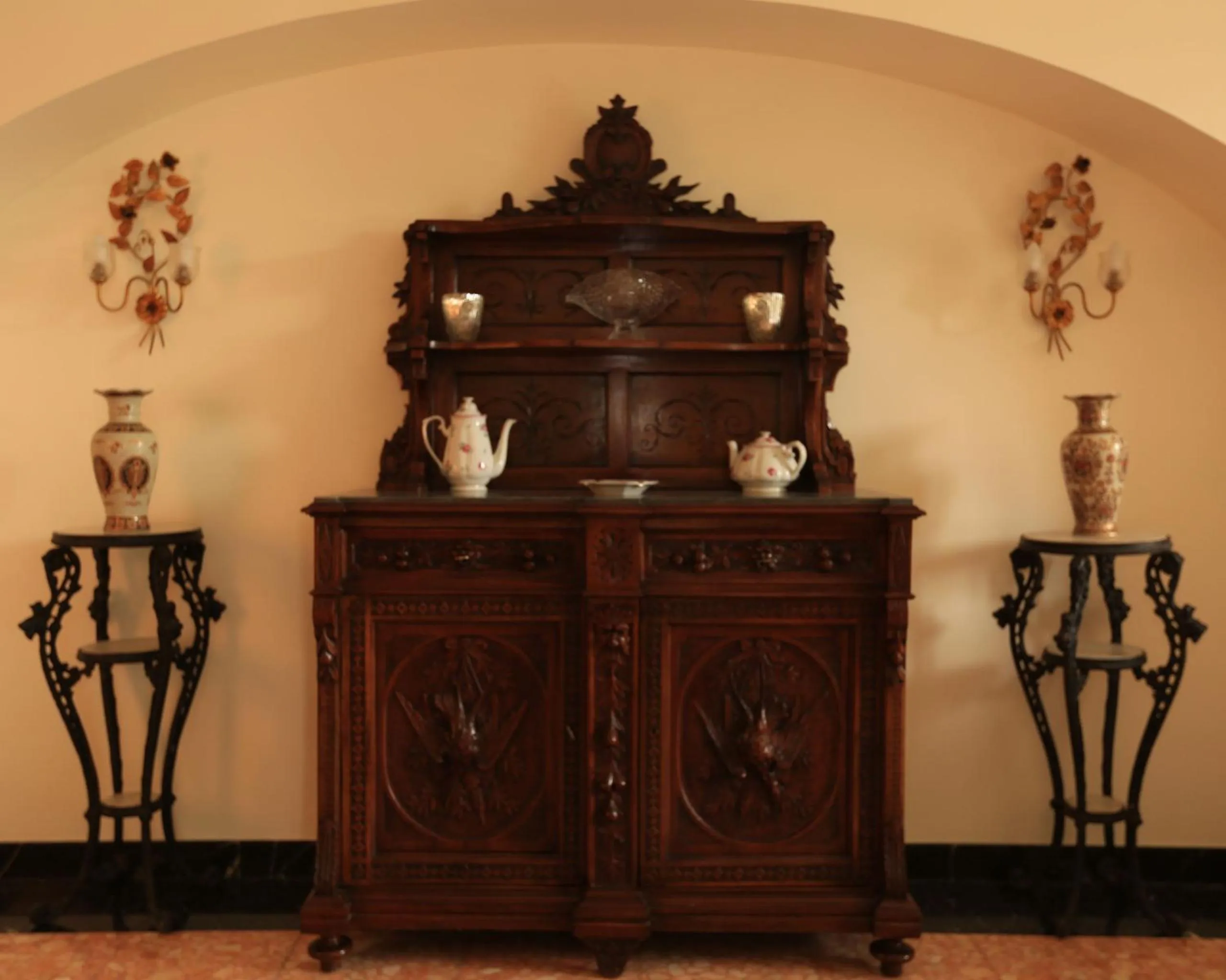 Other in Maison D'Art