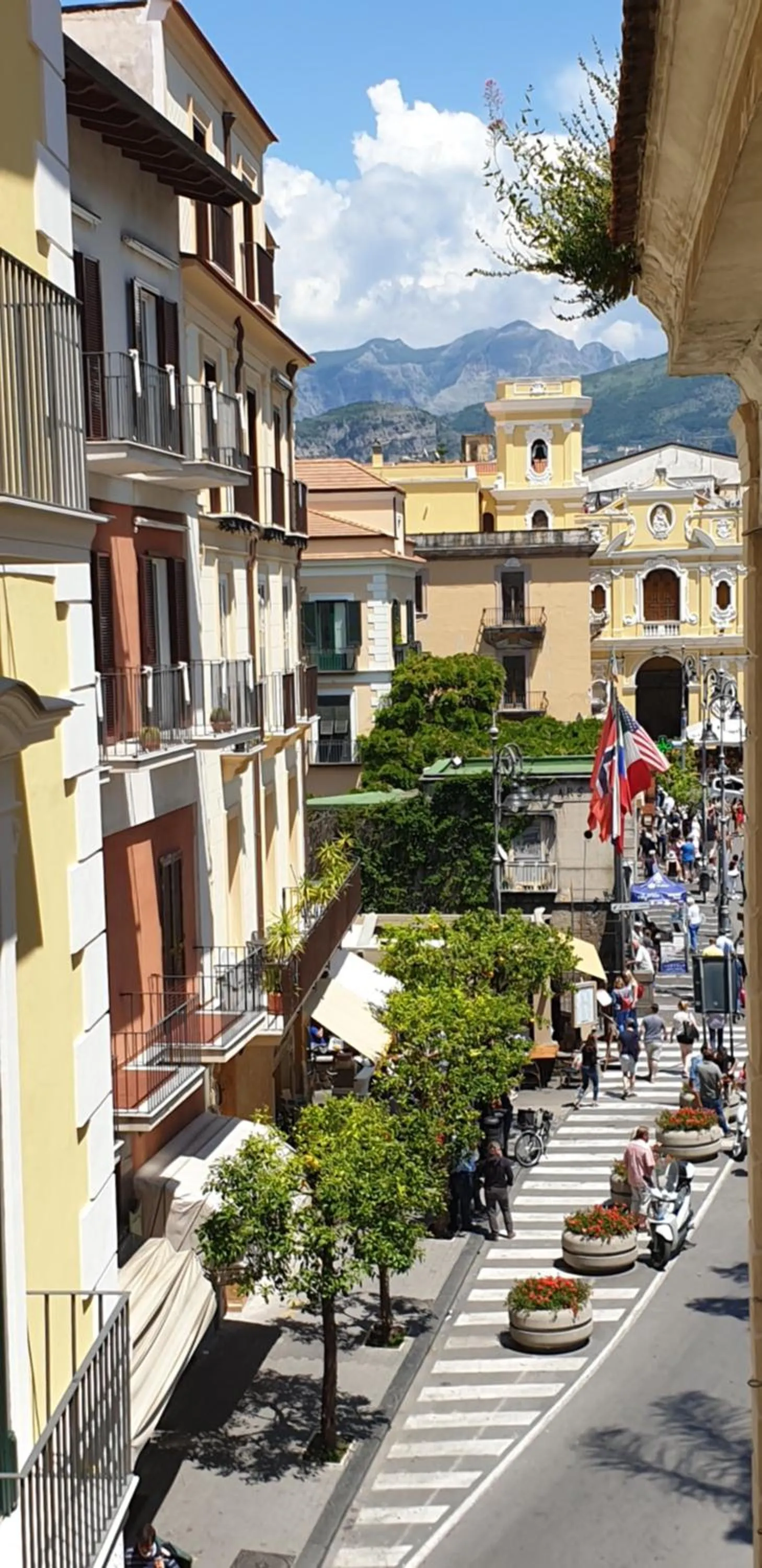 City view in Maison D'Art