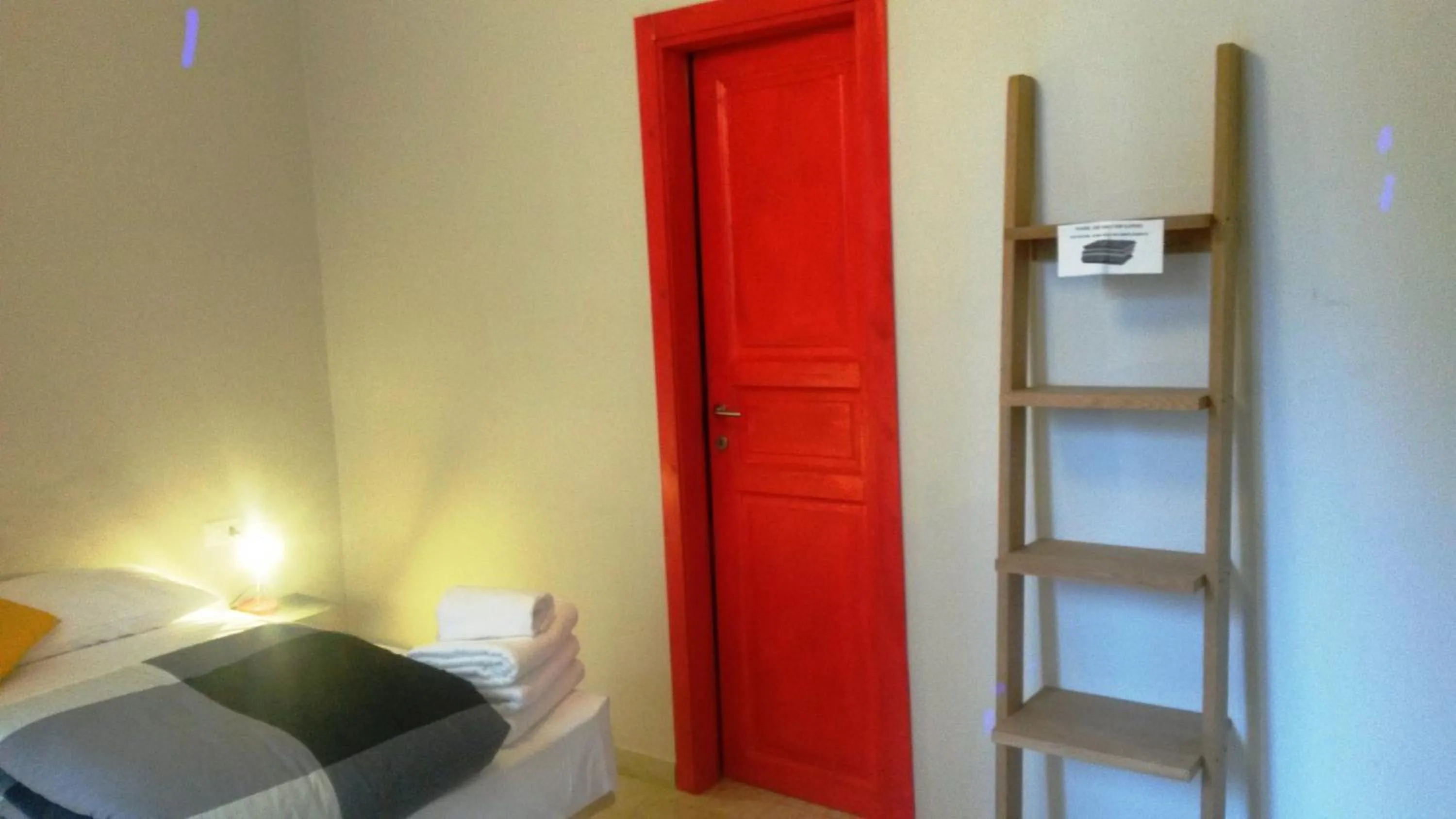 Bed in Roma Art Rooms