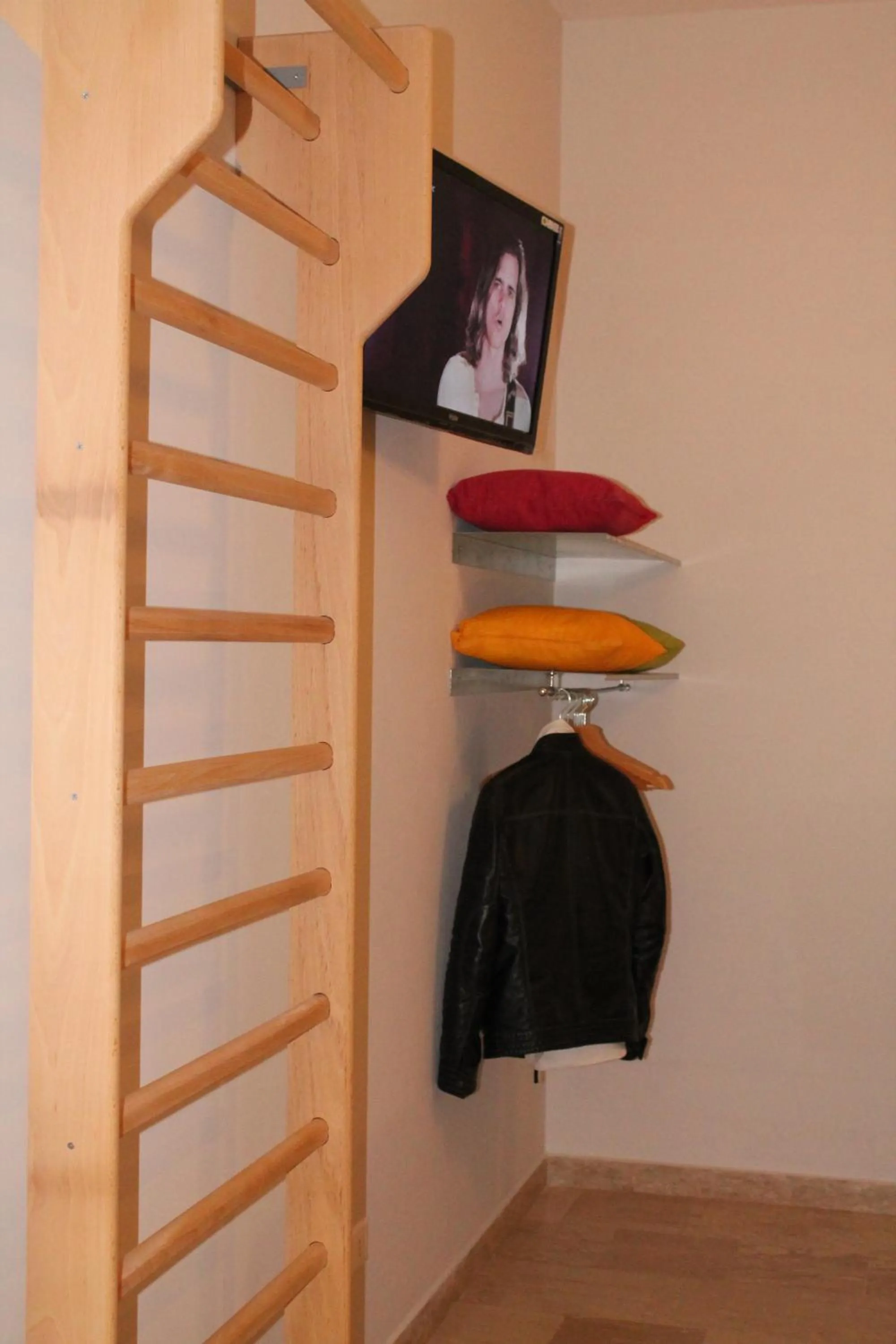 Decorative detail in Roma Art Rooms