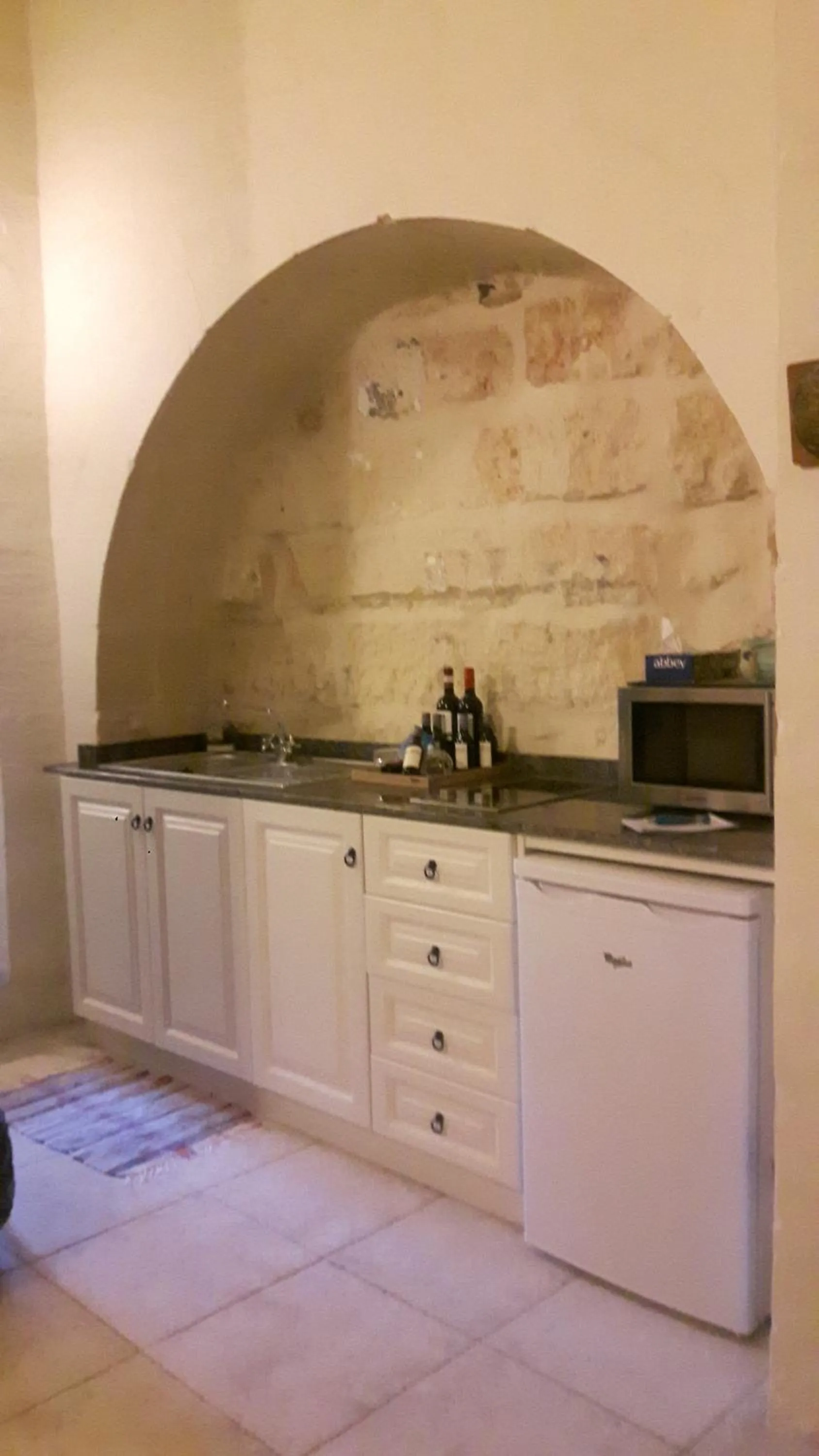 Kitchen or kitchenette in Charming B&B Dar Ta Zeppi
