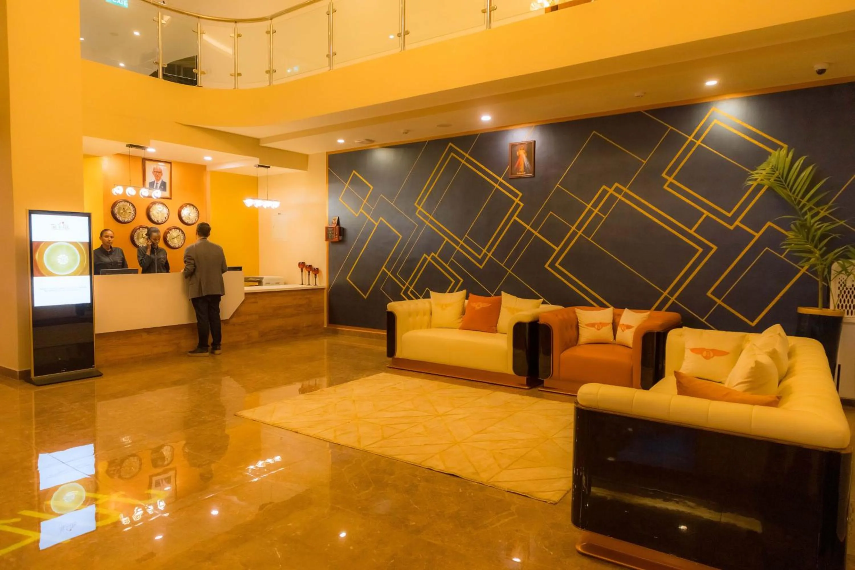 Lobby or reception in The Hut Restaurant & Boutique Hotel