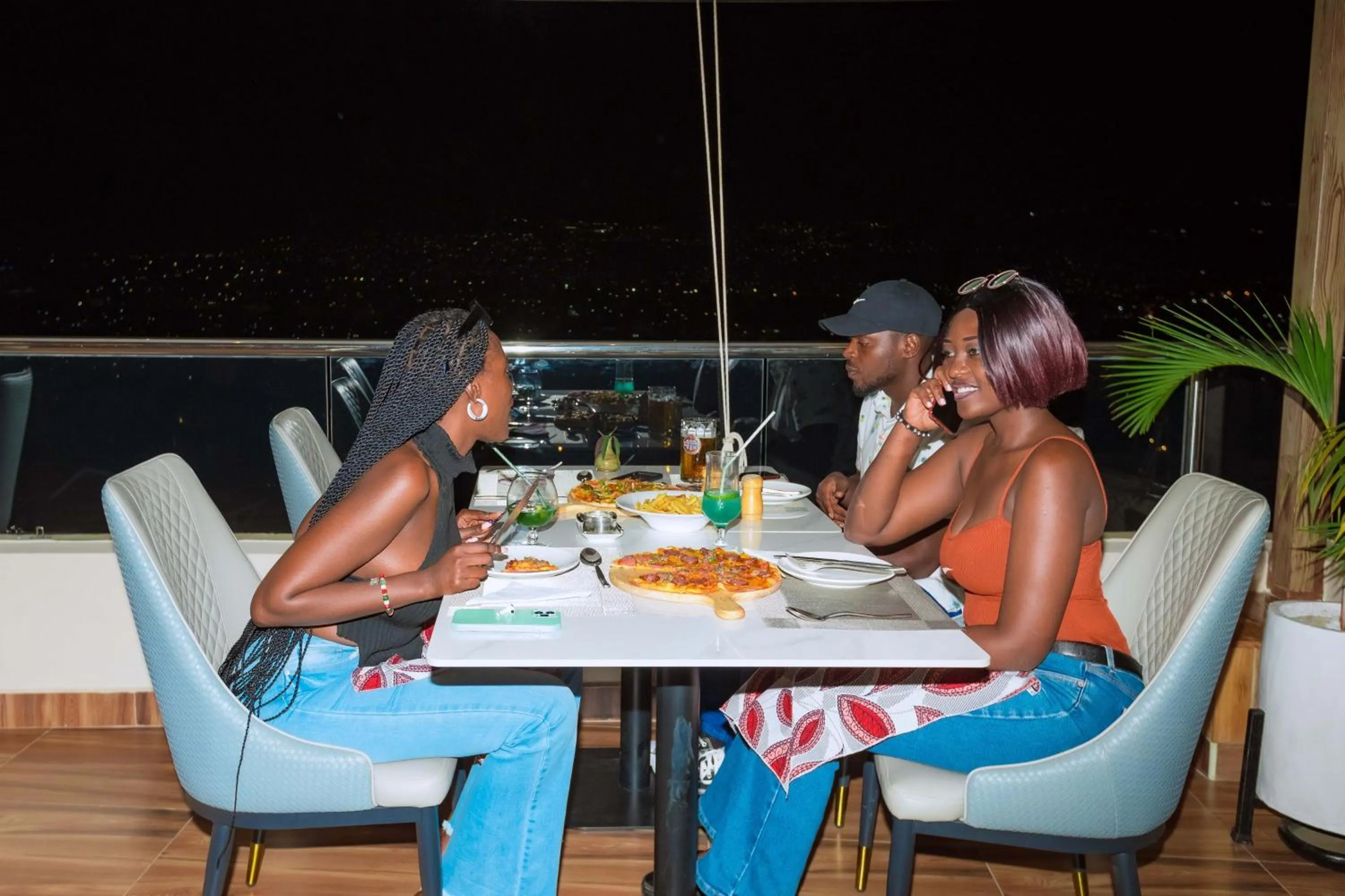 The Hut Restaurant & Boutique Hotel