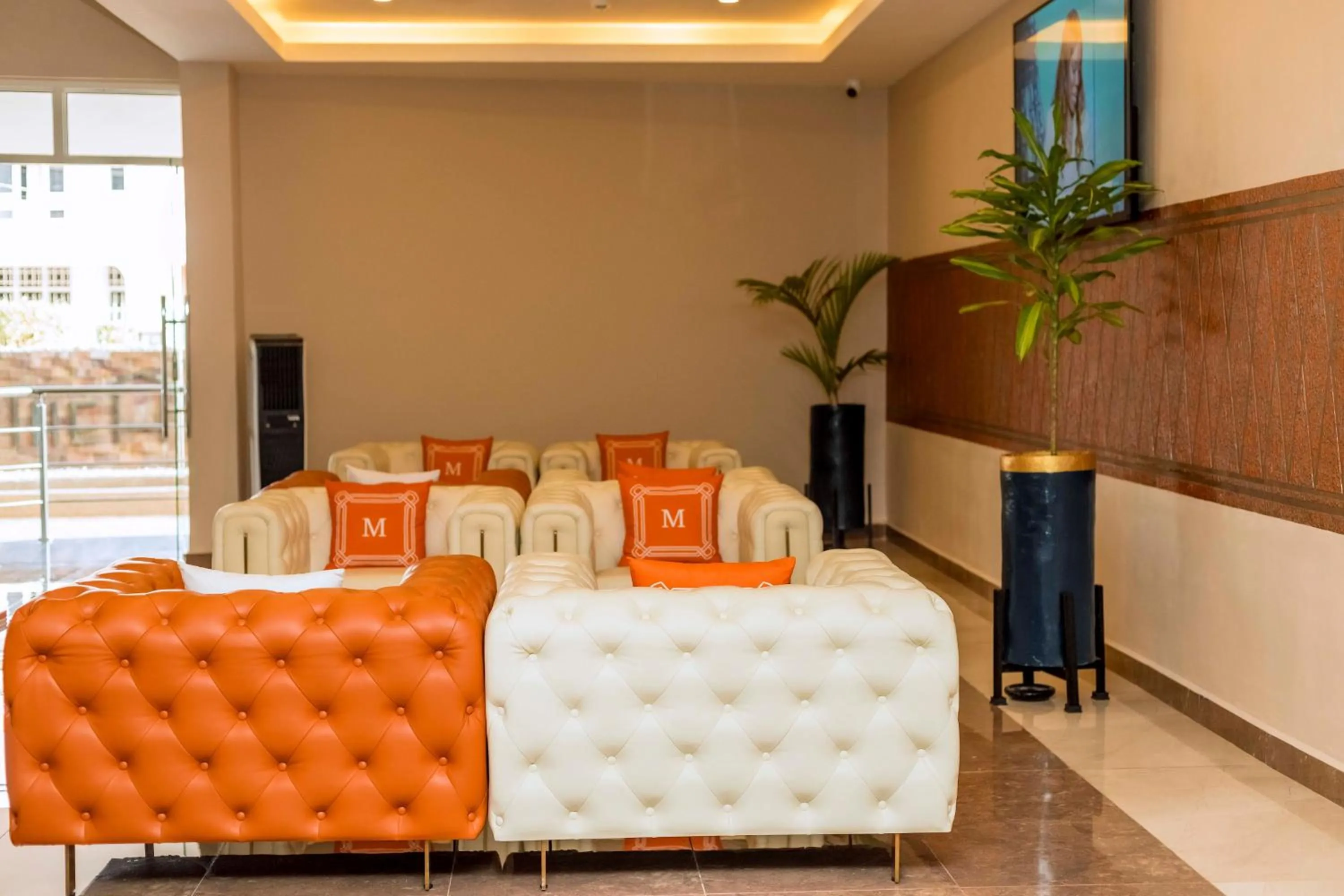 The Hut Restaurant & Boutique Hotel