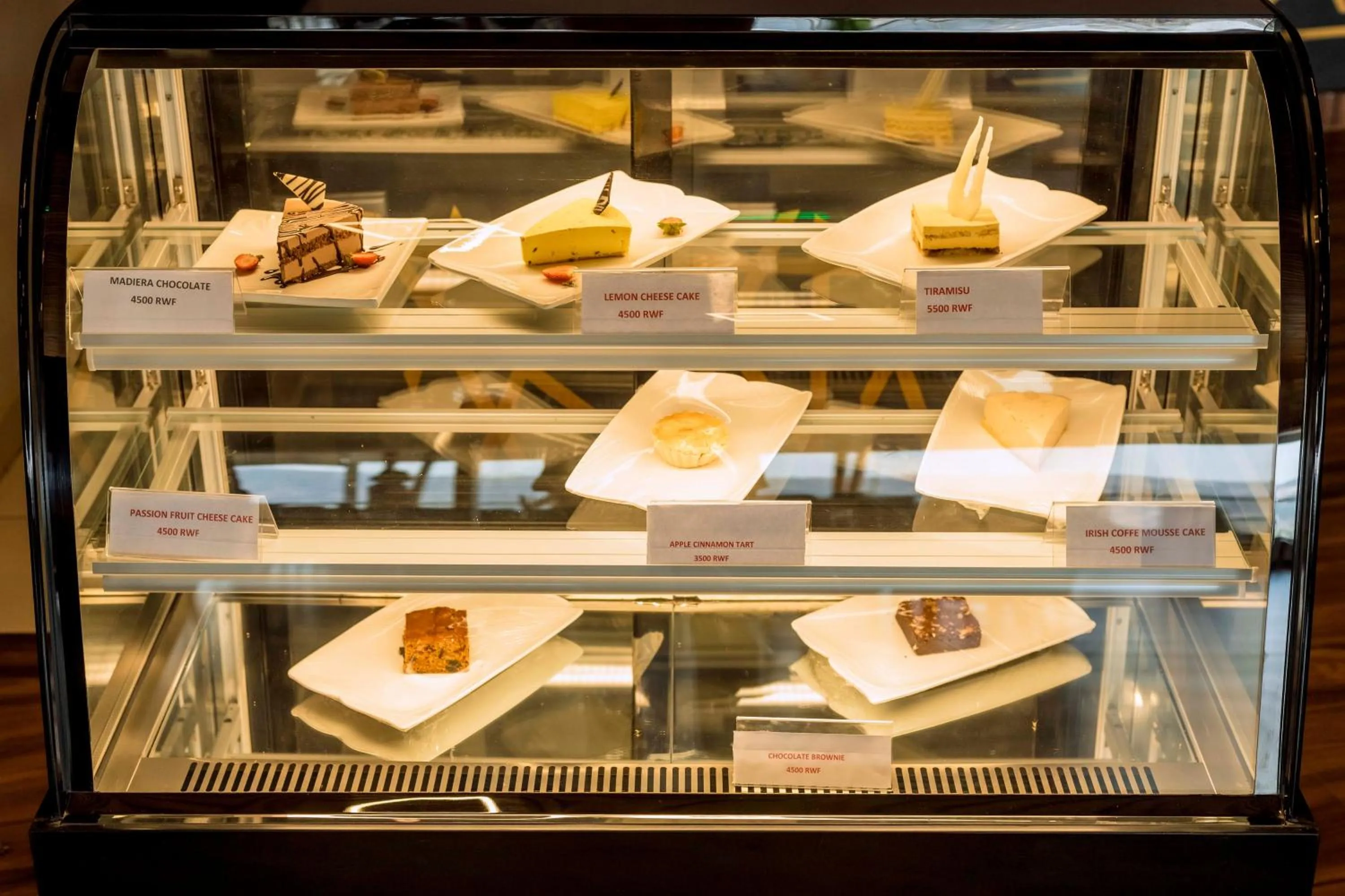 The Hut Restaurant & Boutique Hotel