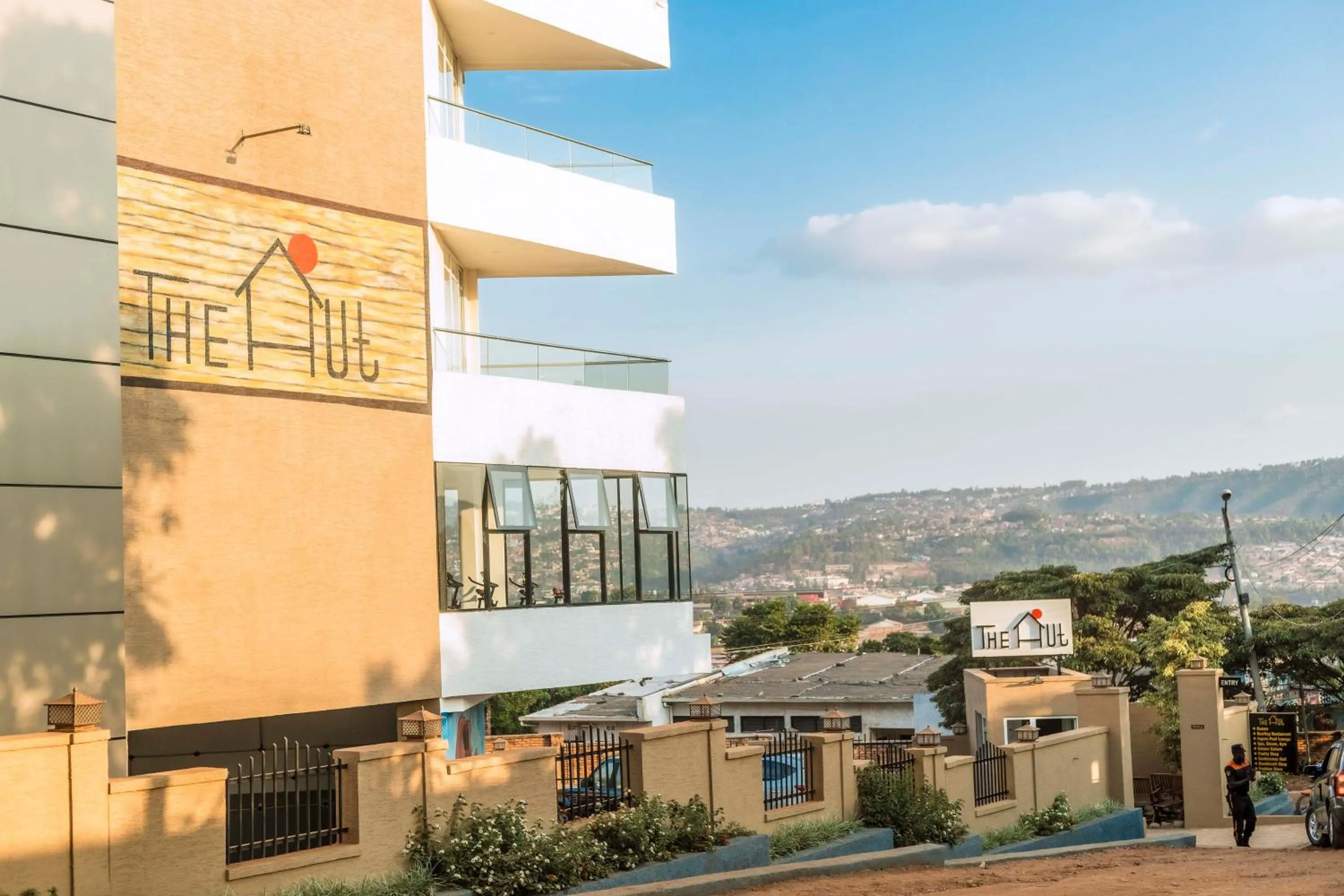 The Hut Restaurant & Boutique Hotel