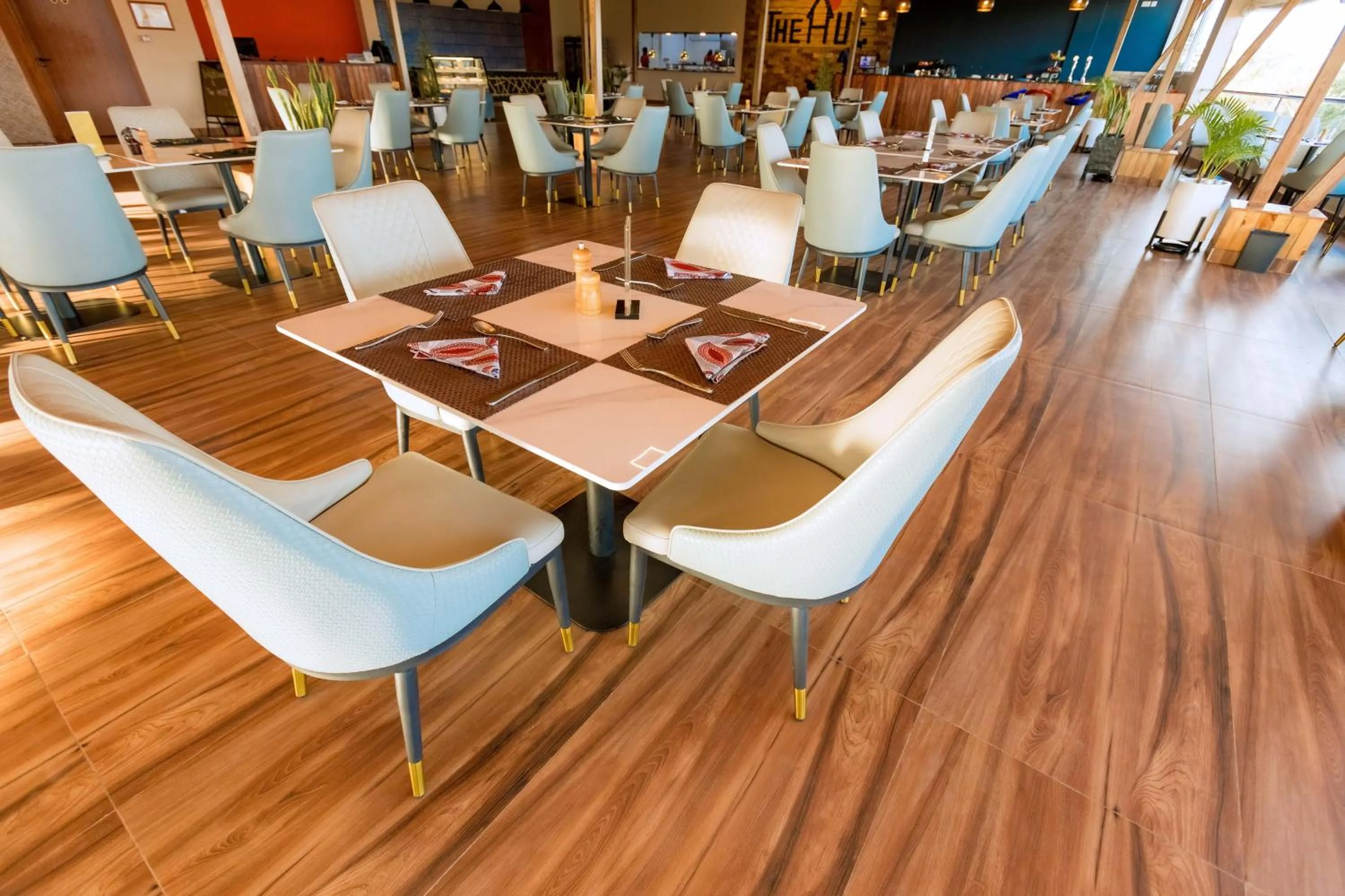 Restaurant/places to eat in The Hut Restaurant & Boutique Hotel