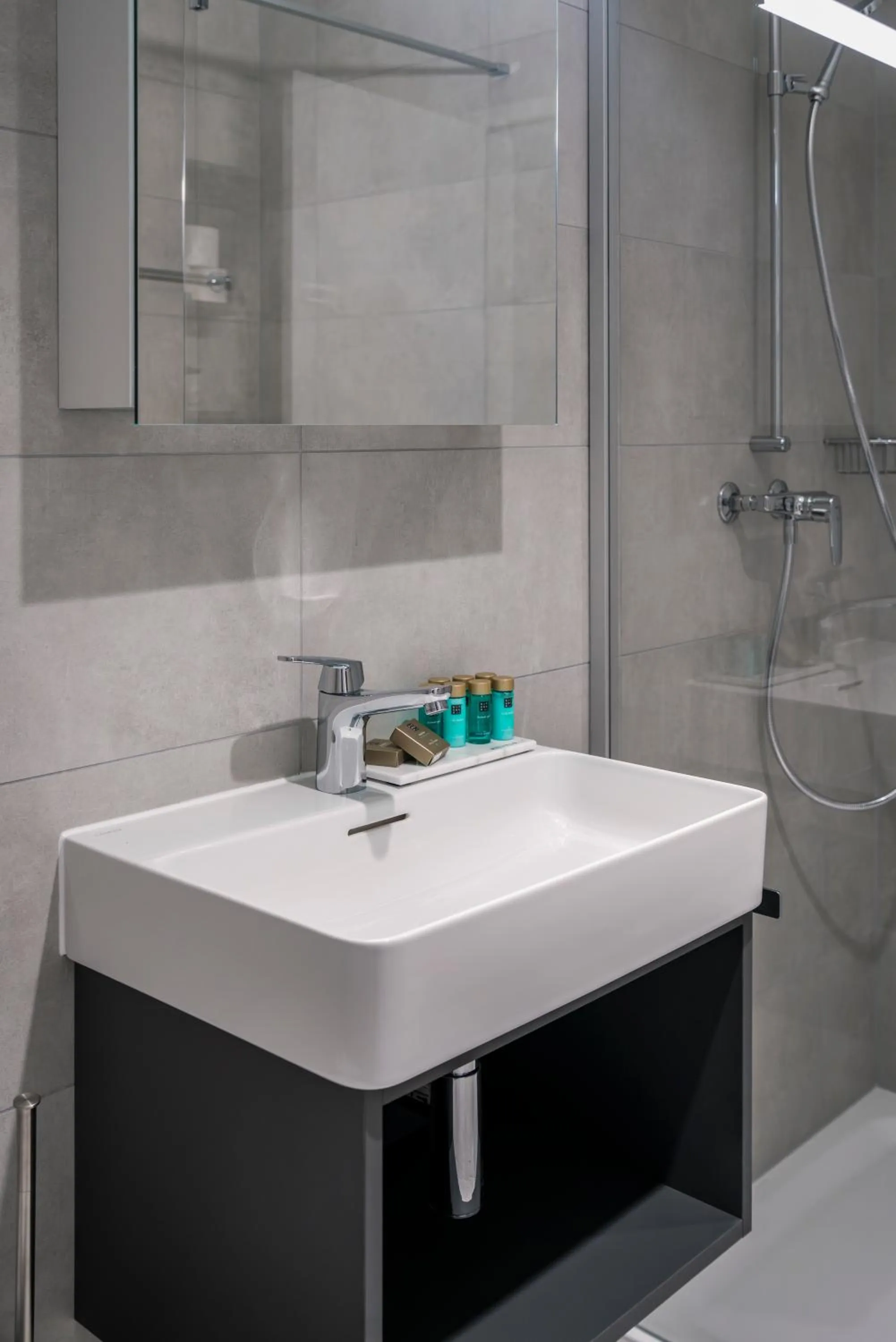 Bathroom in YParc Hôtel