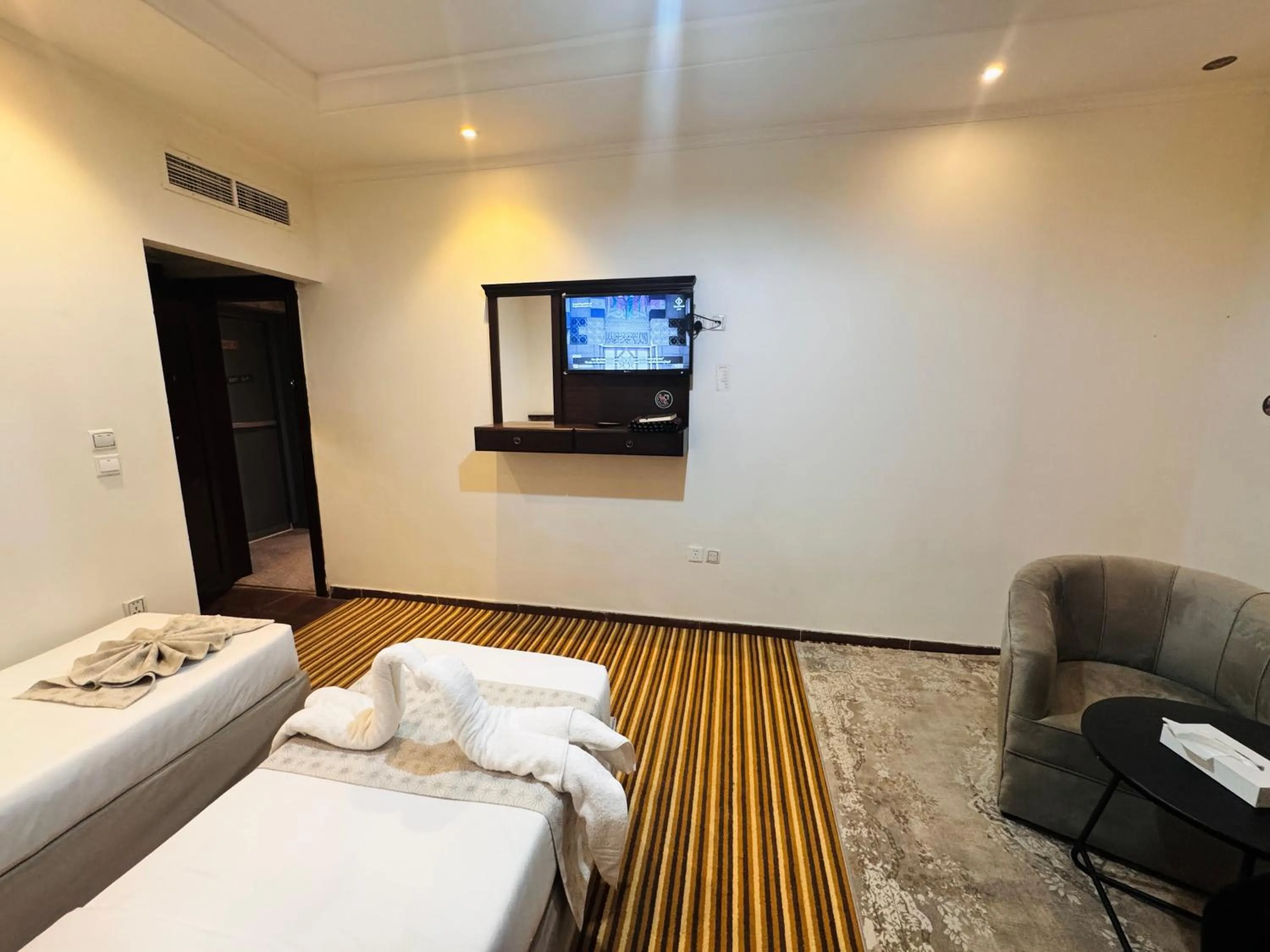 Bed in Cent Al Khair Hotel Makkah