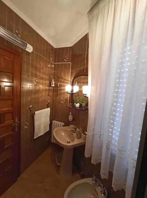 Shower in Arrochela apartamento
