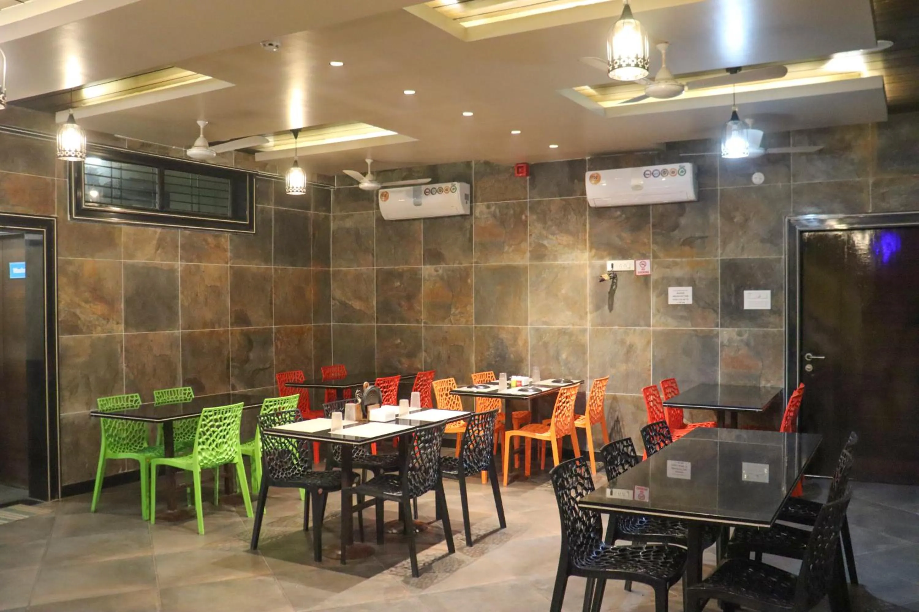 Dining area in Hotel Garuda Executive Latur