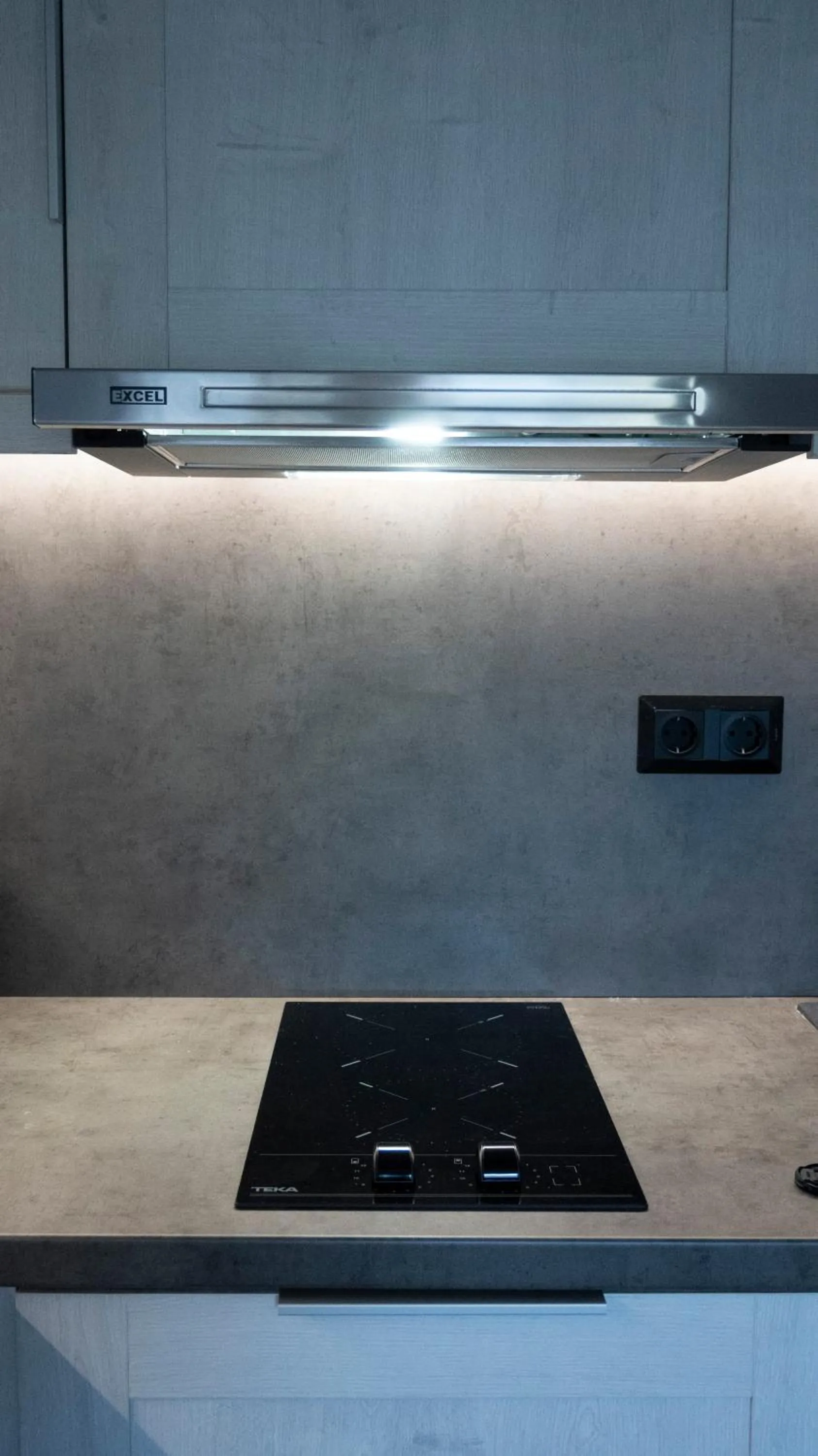 stove in Komody Apartments