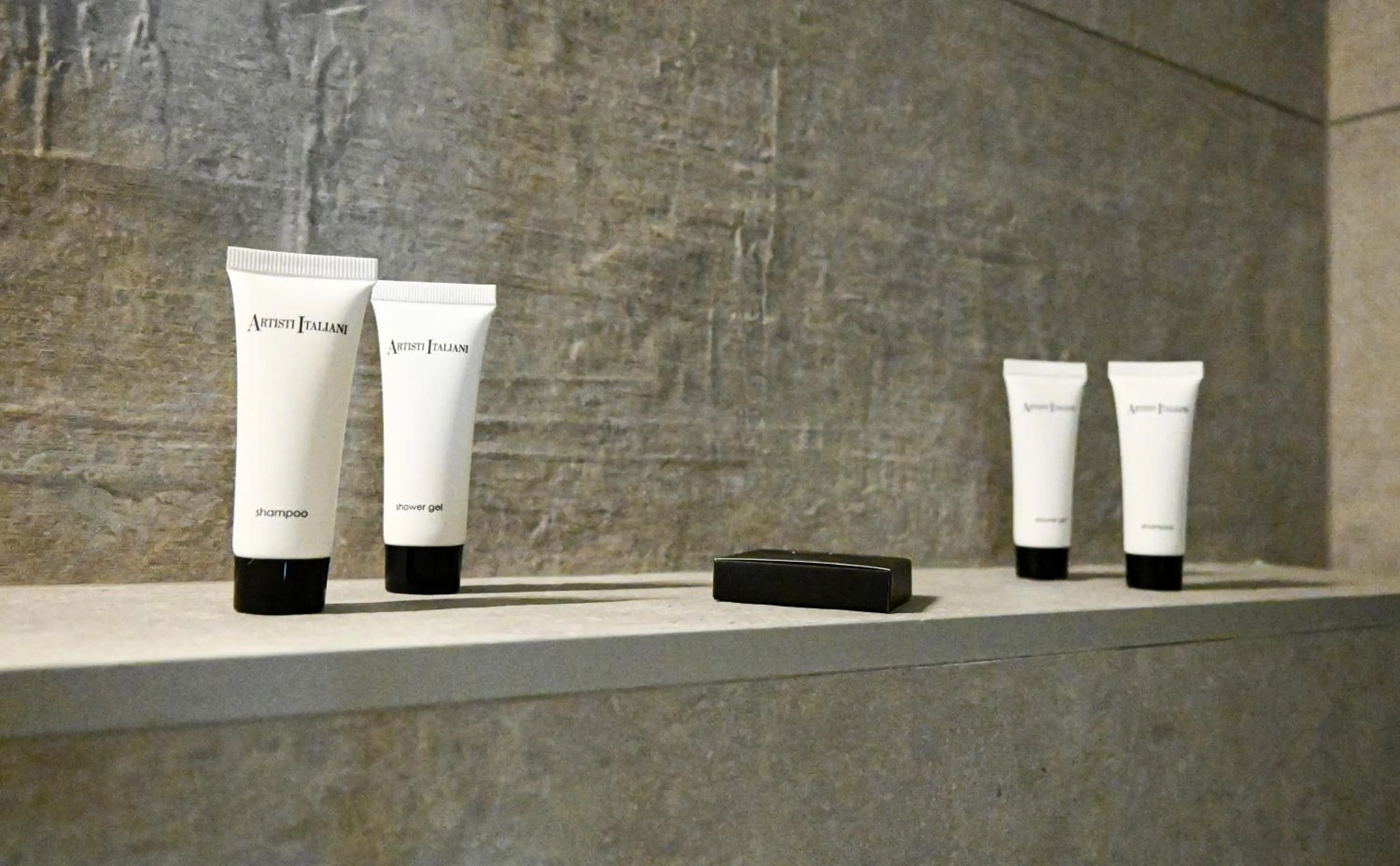 Bathroom in Komody Apartments