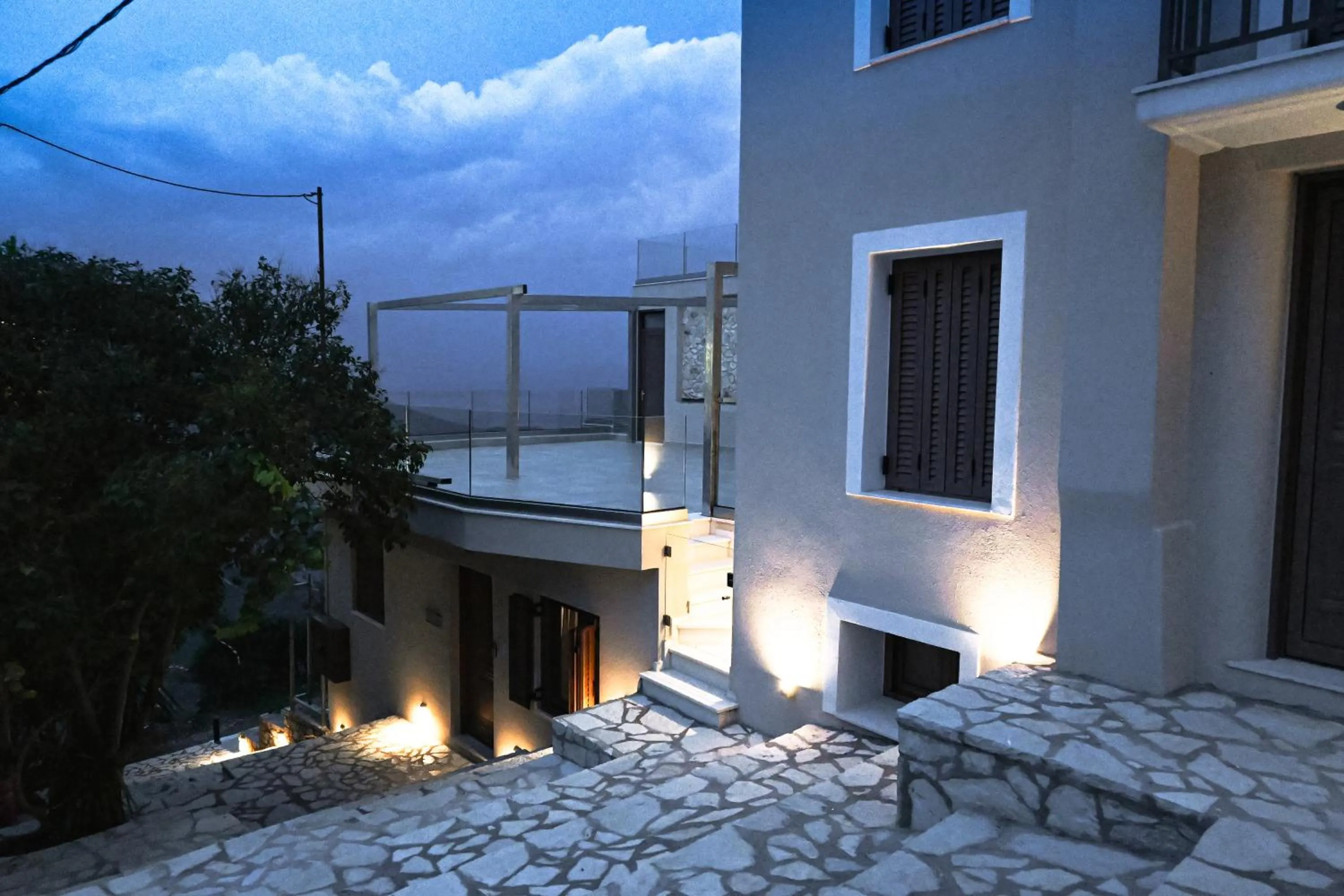 Property building in Komody Apartments