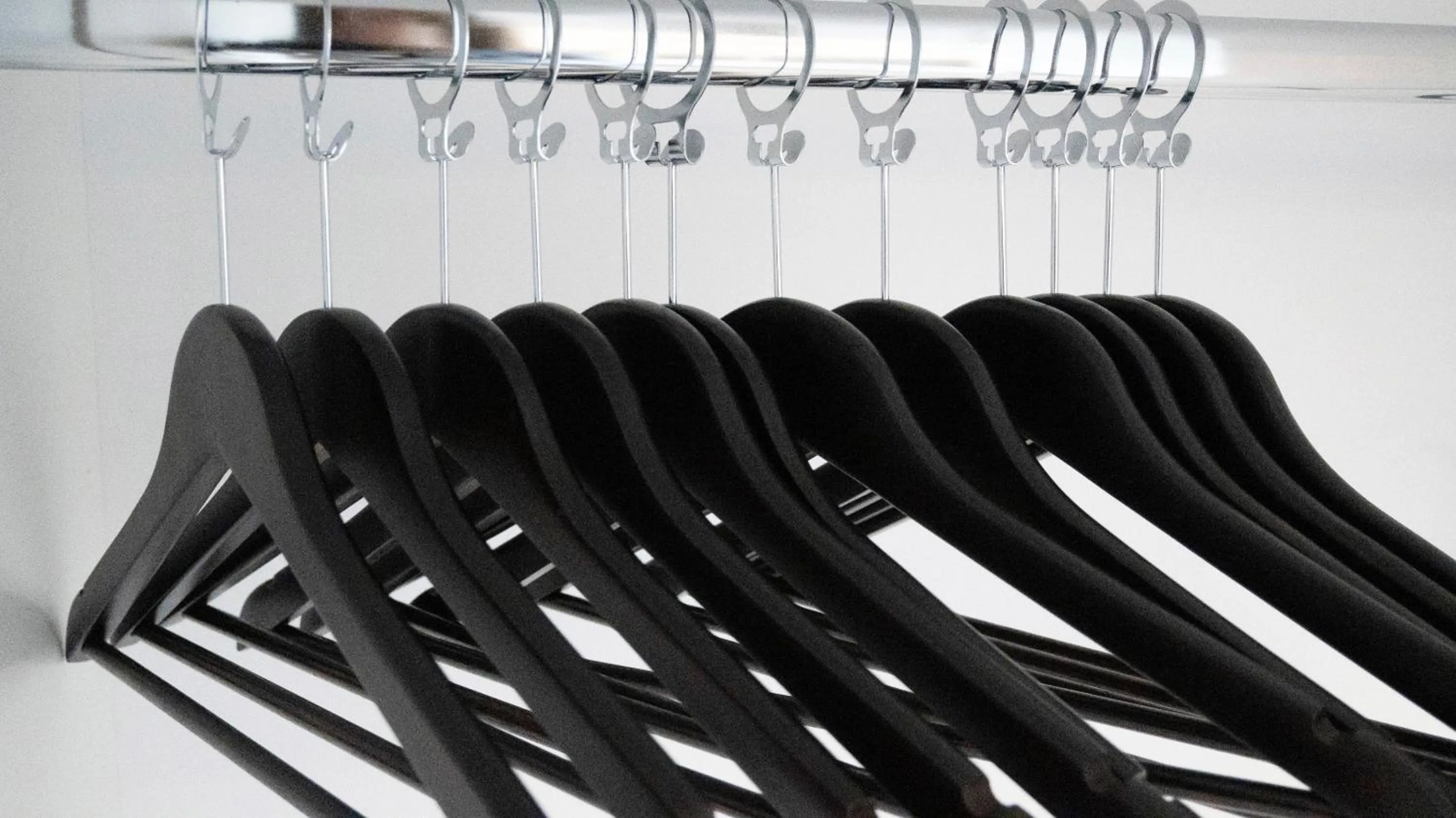 wardrobe in Komody Apartments