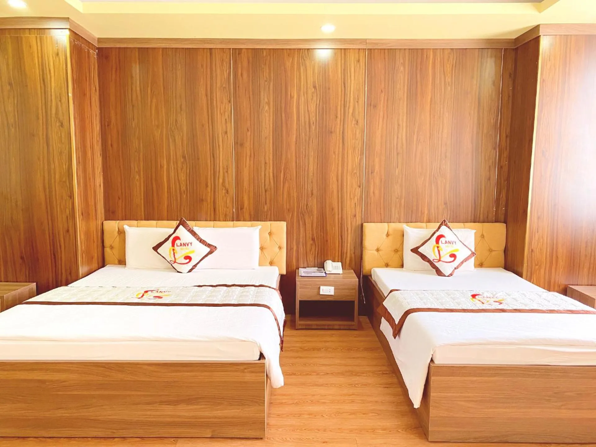 Bedroom, Bed in Linh Phuong 8 Hotel - 24 hours stay