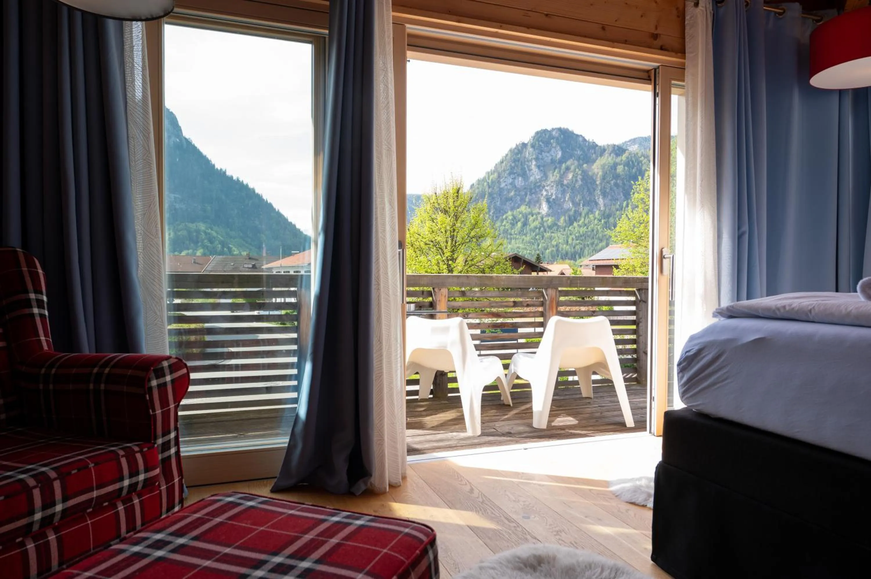 View (from property/room), Bed in Design Hotel ALPENLIEBE - - - - Boutique-Flair - - - -