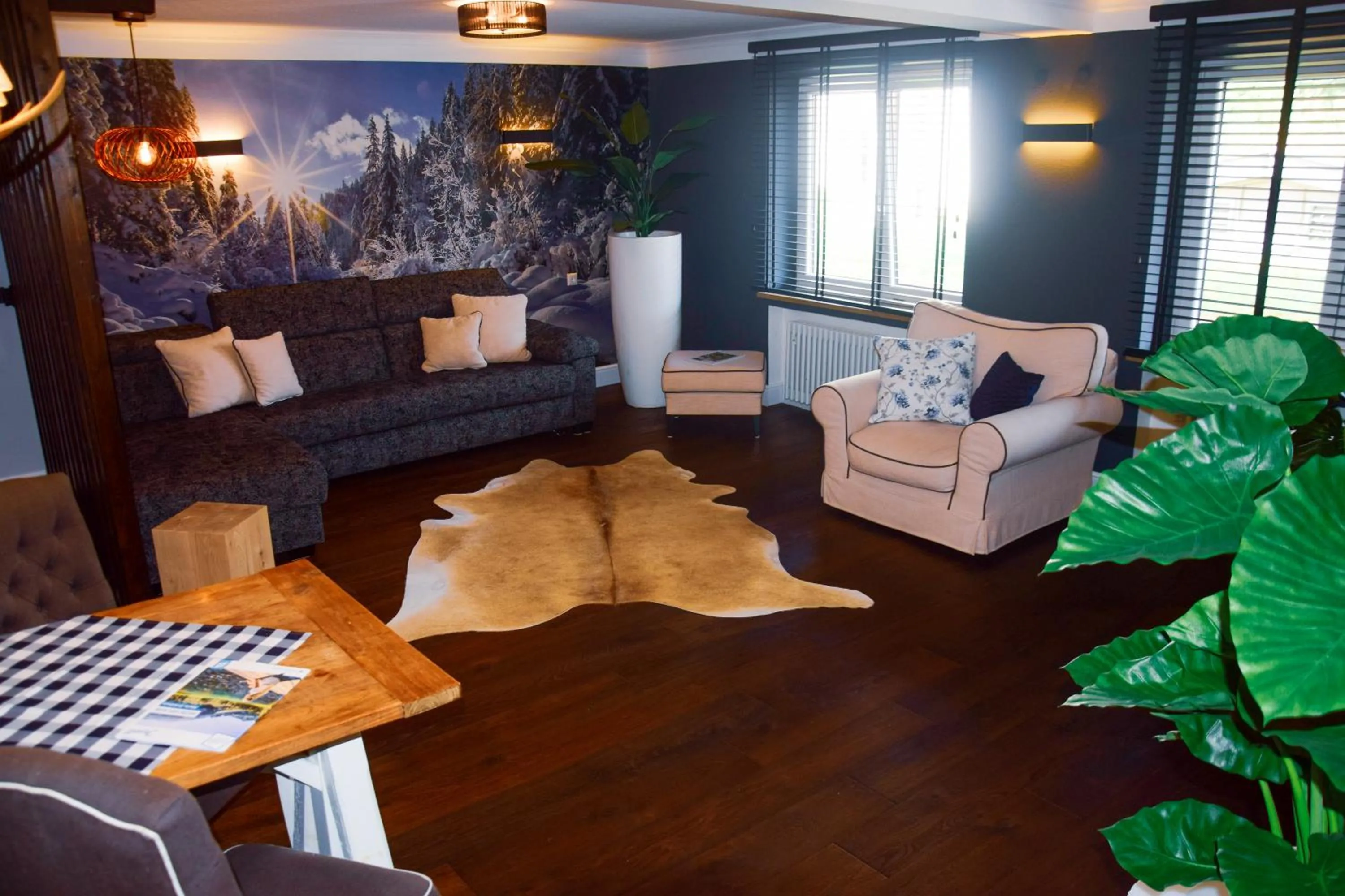 Living room in Design Hotel ALPENLIEBE - - - - Boutique-Flair - - - -