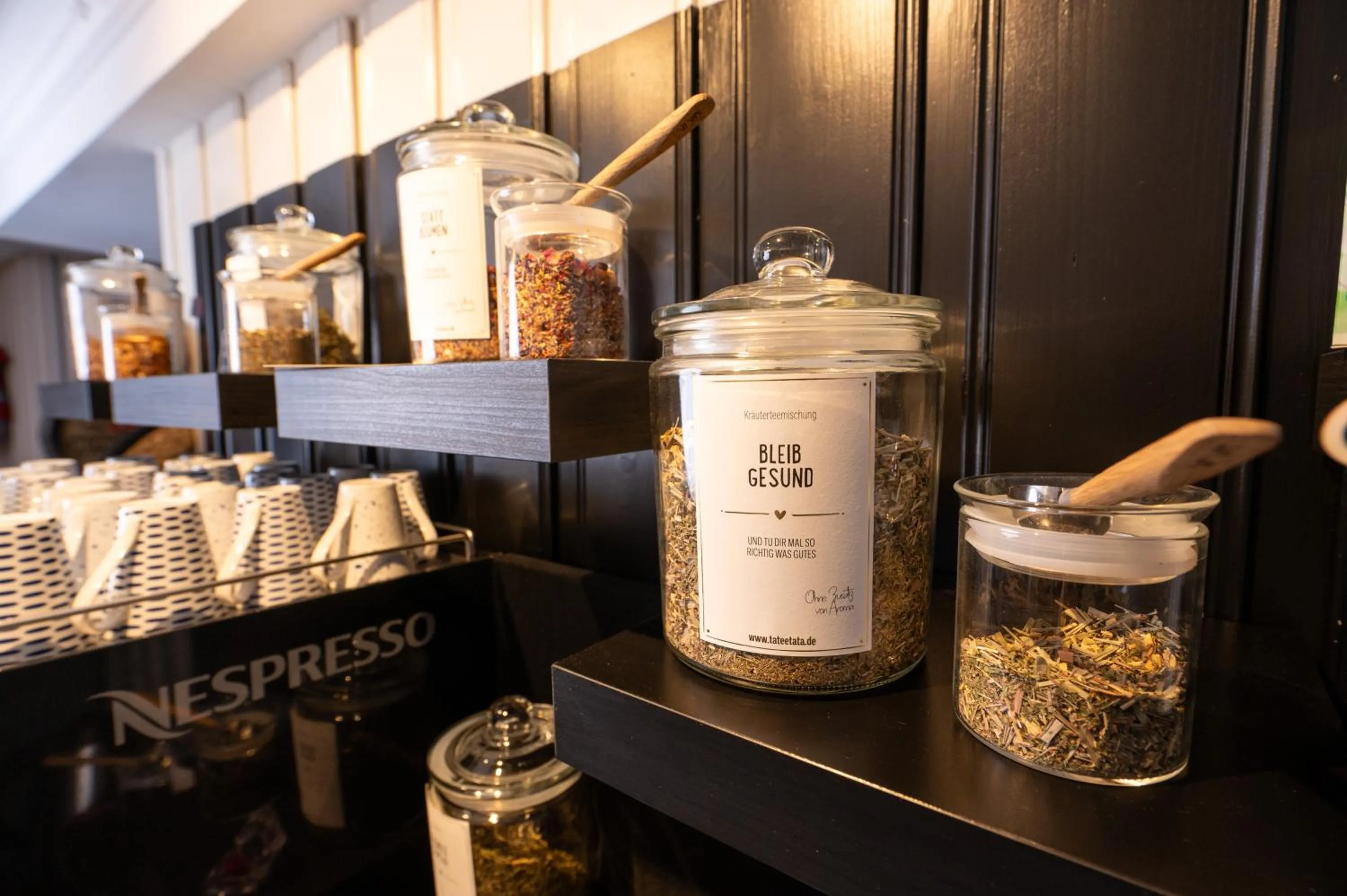 Breakfast in Design Hotel ALPENLIEBE - - - - Boutique-Flair - - - -